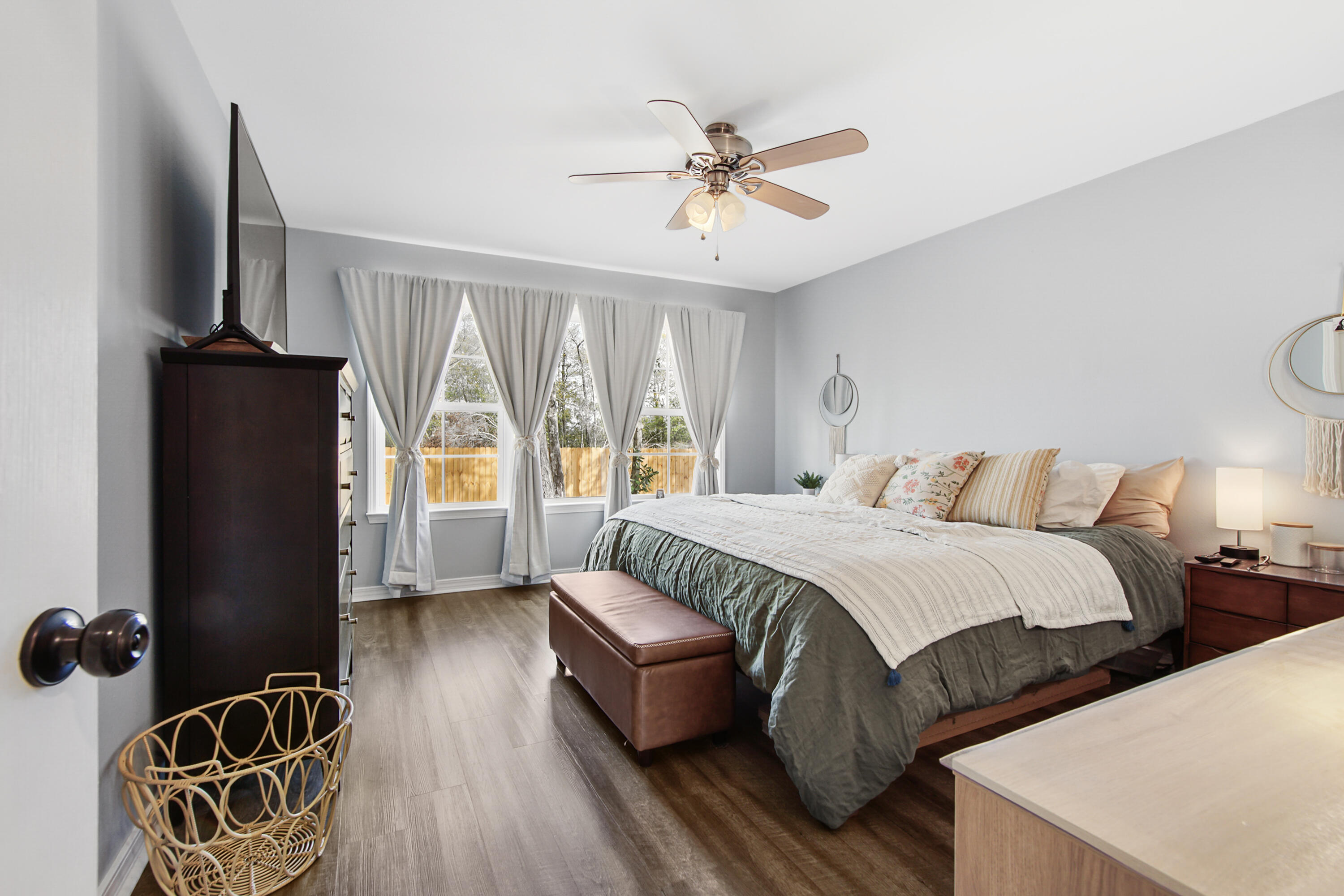 HUNTERS' RIDGE - Residential