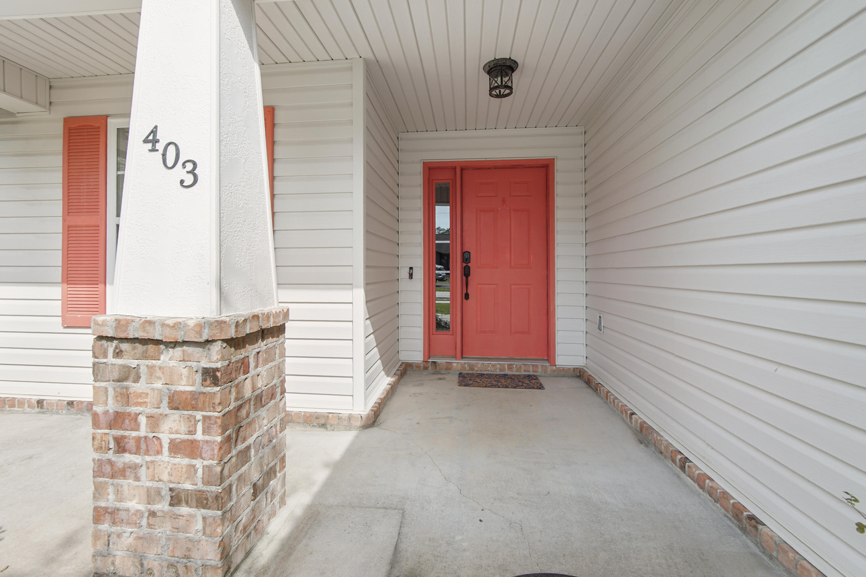 HUNTERS' RIDGE - Residential