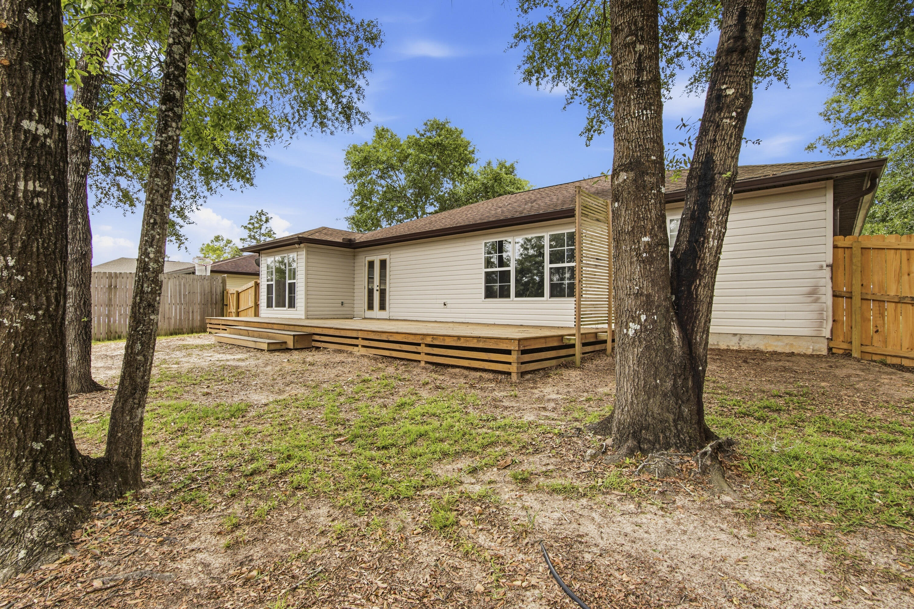 HUNTERS' RIDGE - Residential