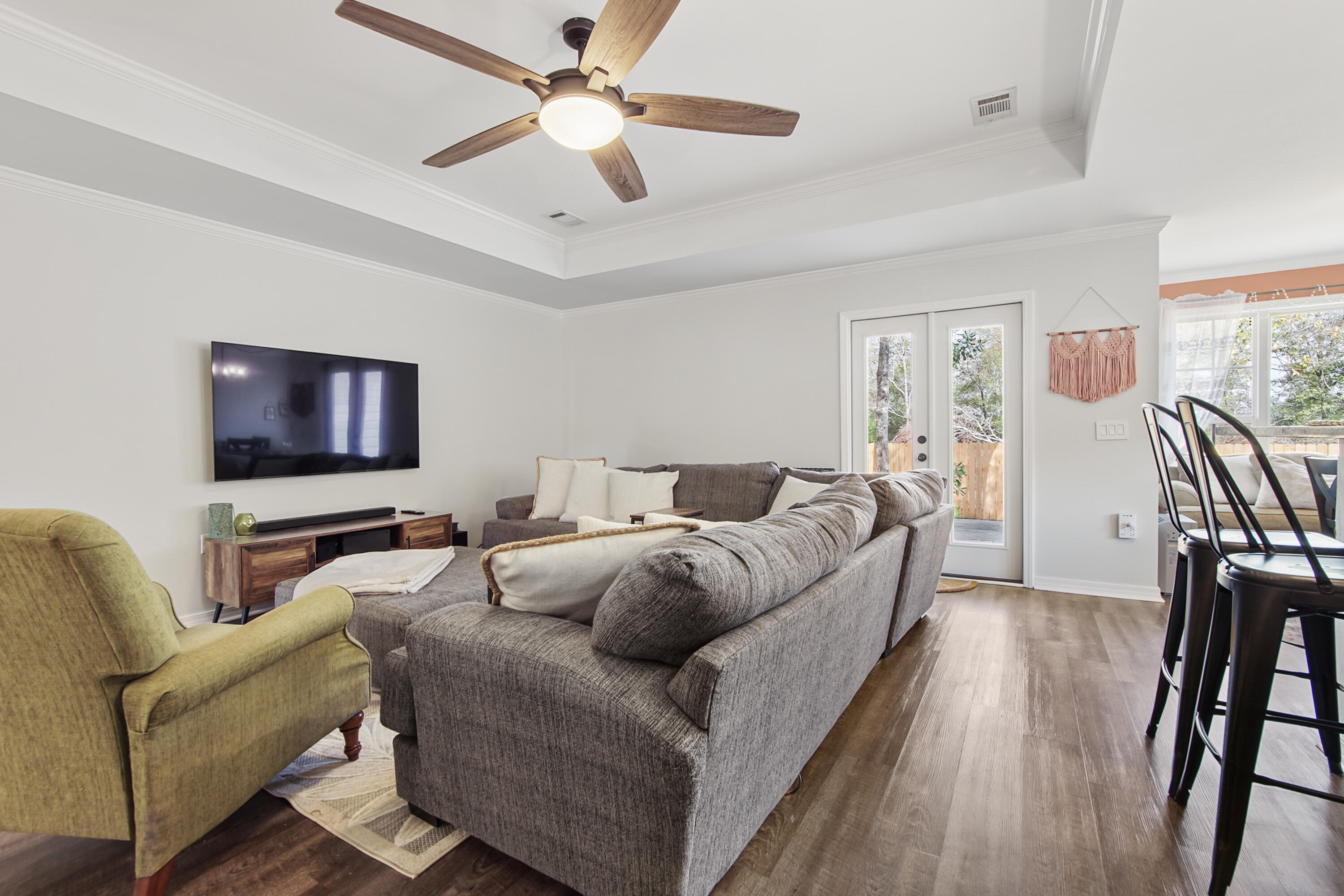 HUNTERS' RIDGE - Residential