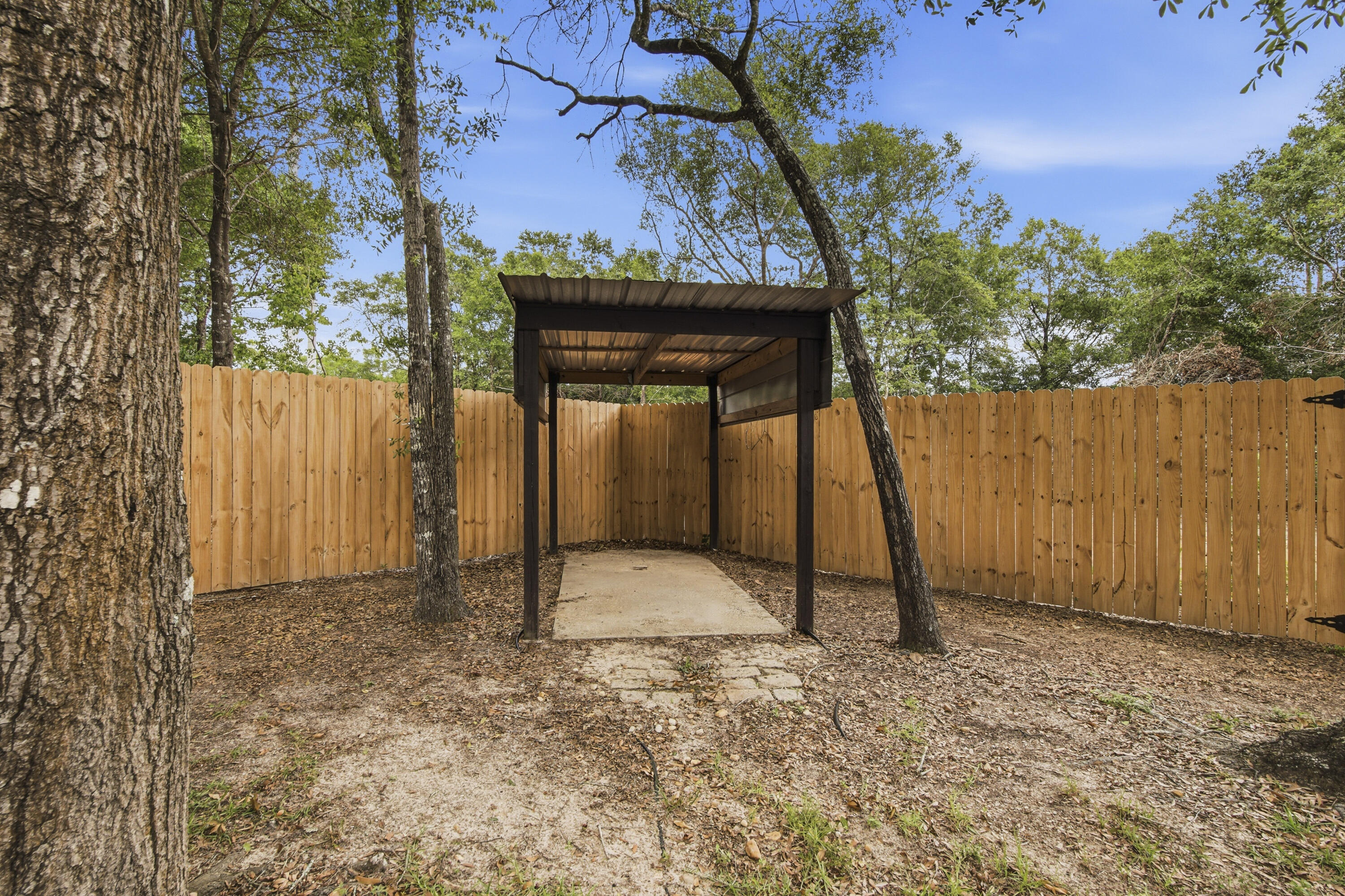 HUNTERS' RIDGE - Residential