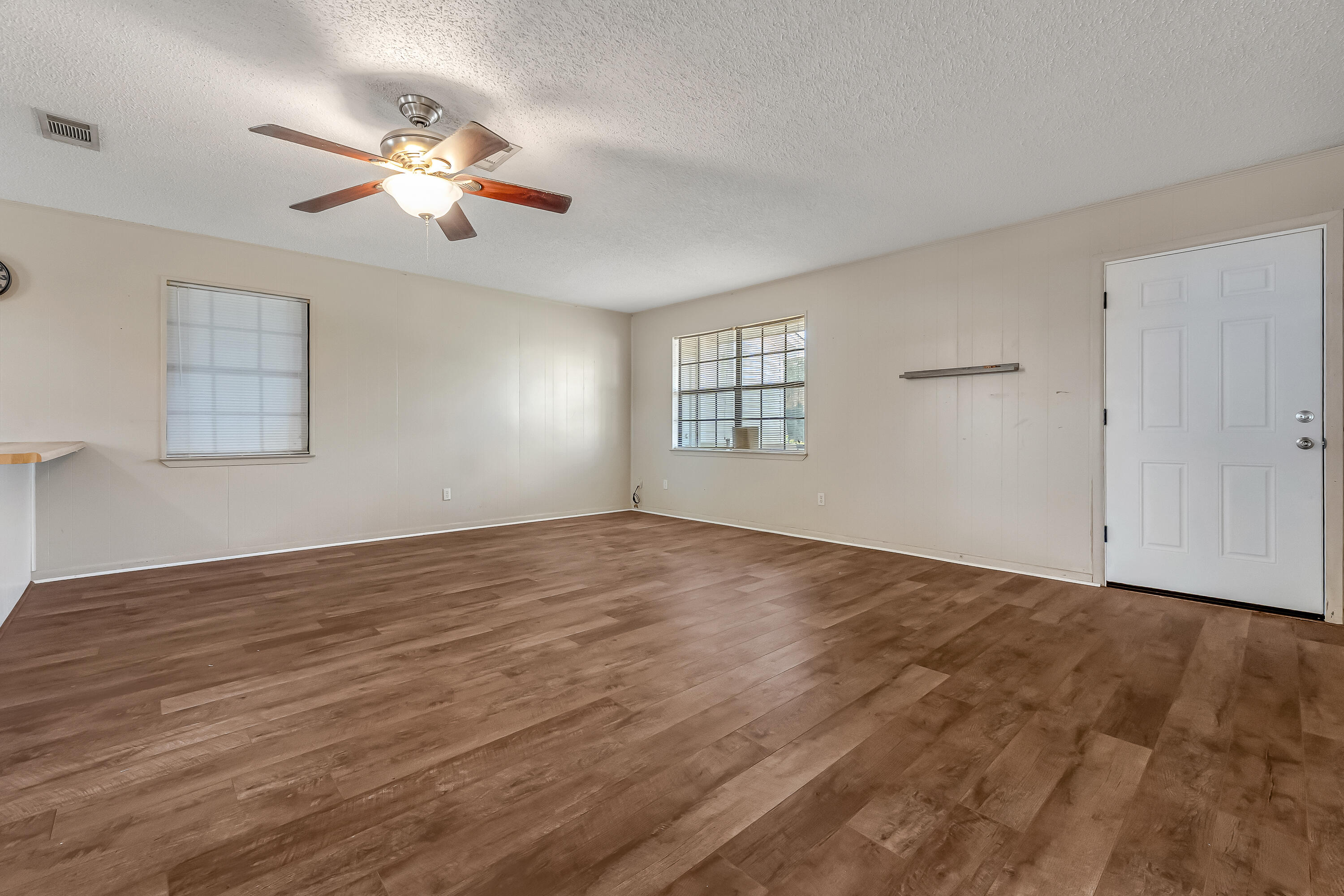 POLYNESIAN ISLANDS - Residential