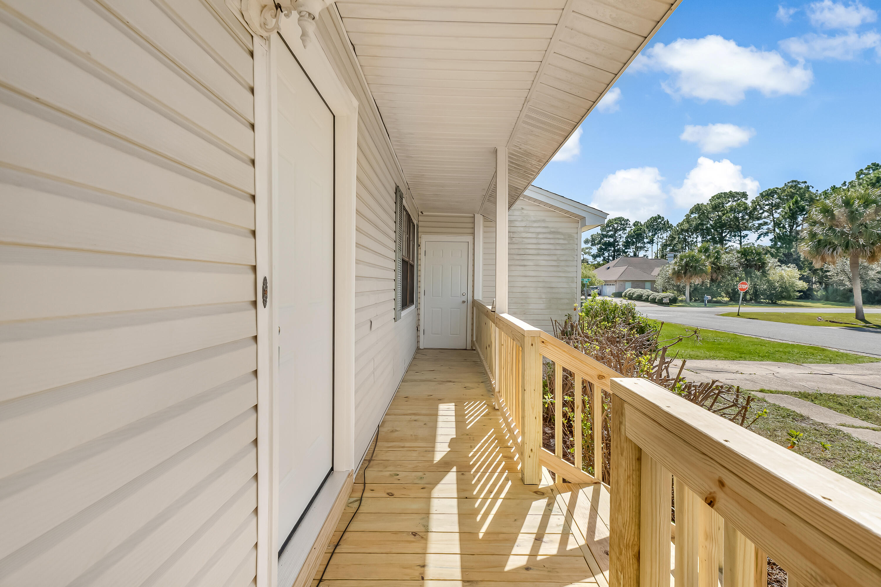 POLYNESIAN ISLANDS - Residential