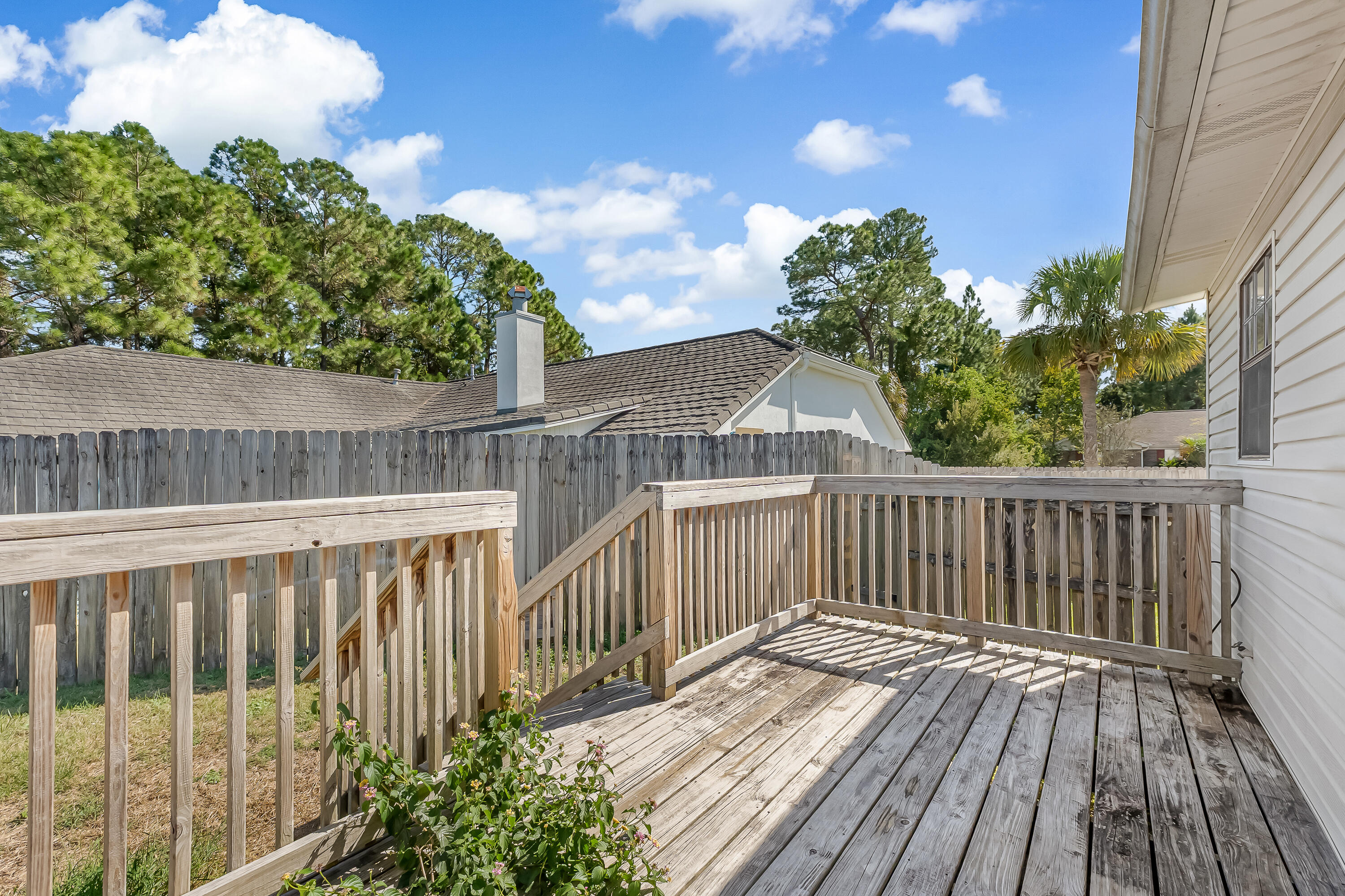 POLYNESIAN ISLANDS - Residential