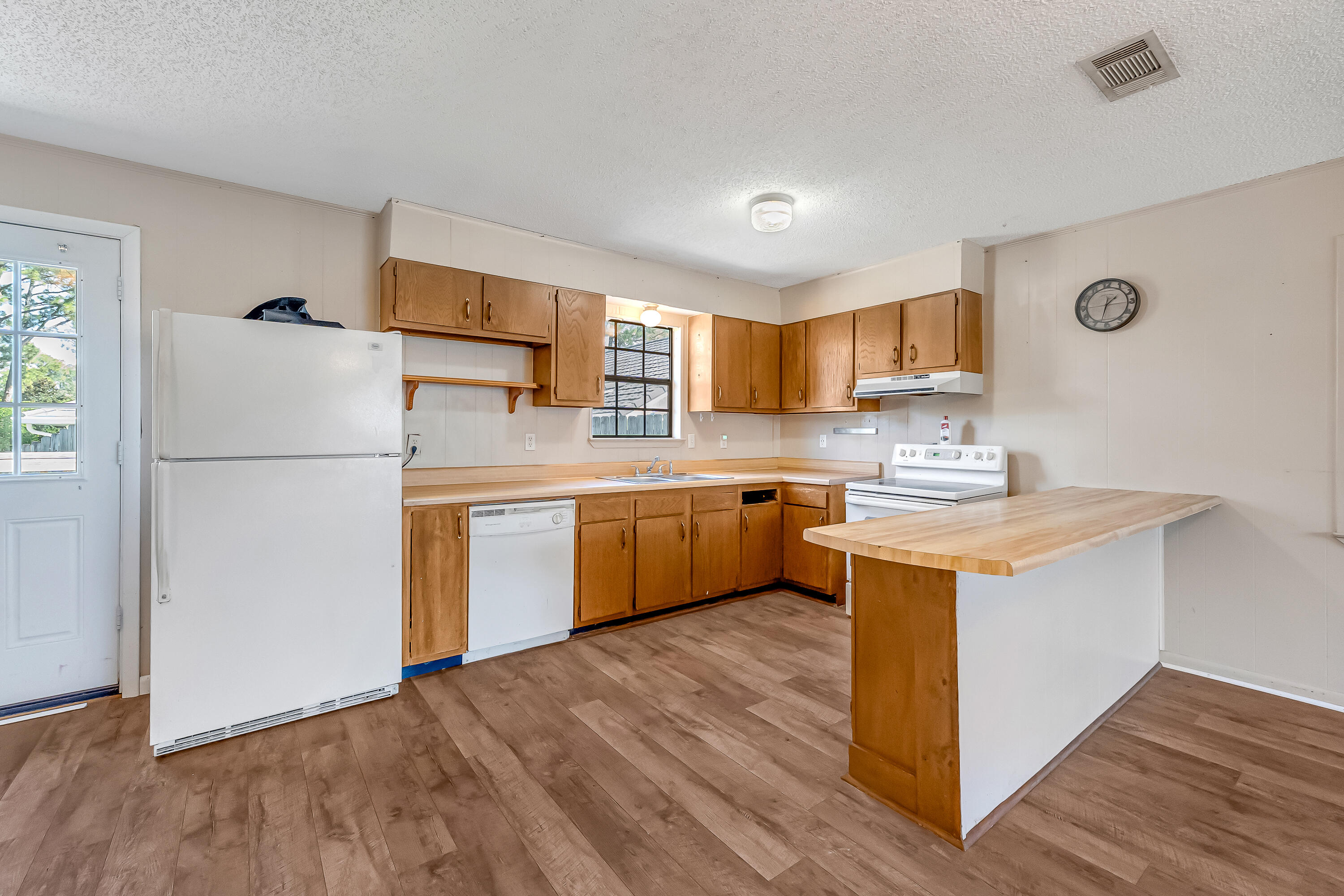 POLYNESIAN ISLANDS - Residential