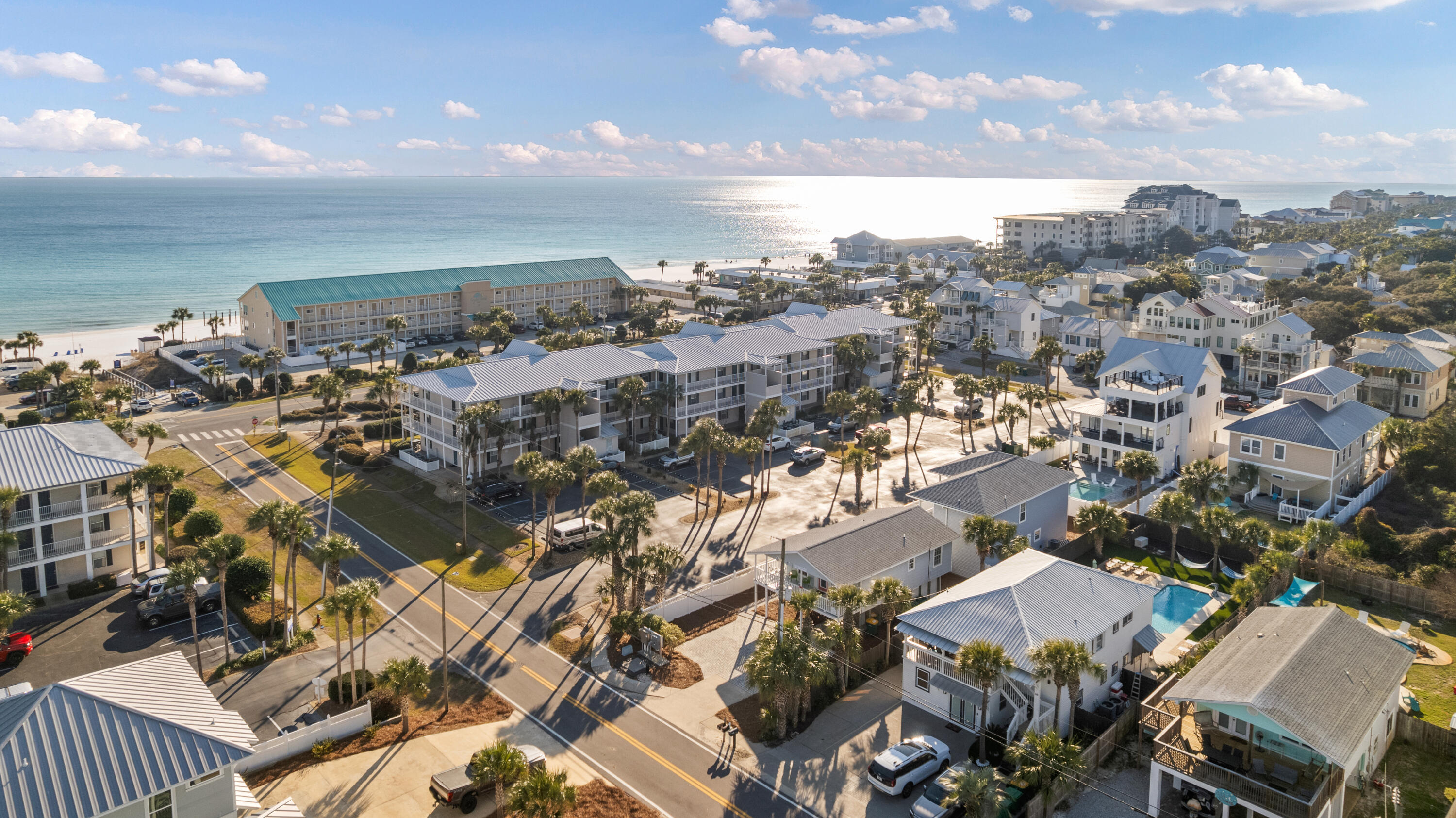 CRYSTAL BEACH - Residential