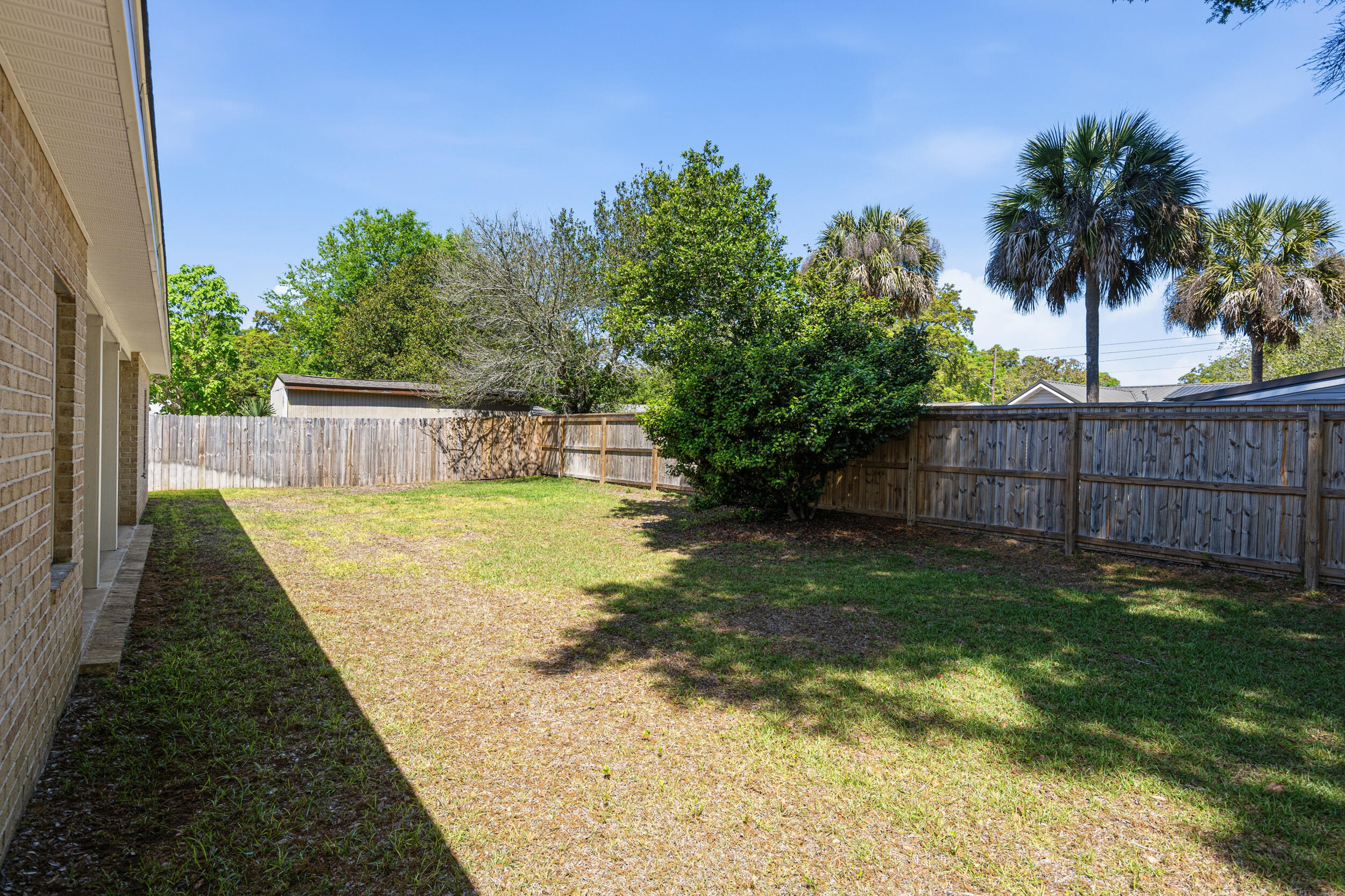 1ST ADD BEL-AIR S/D LOT 4 BLK B - Residential