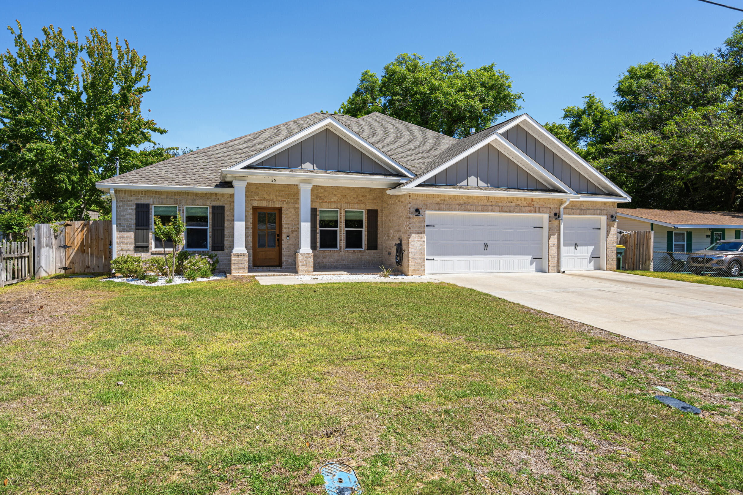 1ST ADD BEL-AIR S/D LOT 4 BLK B - Residential