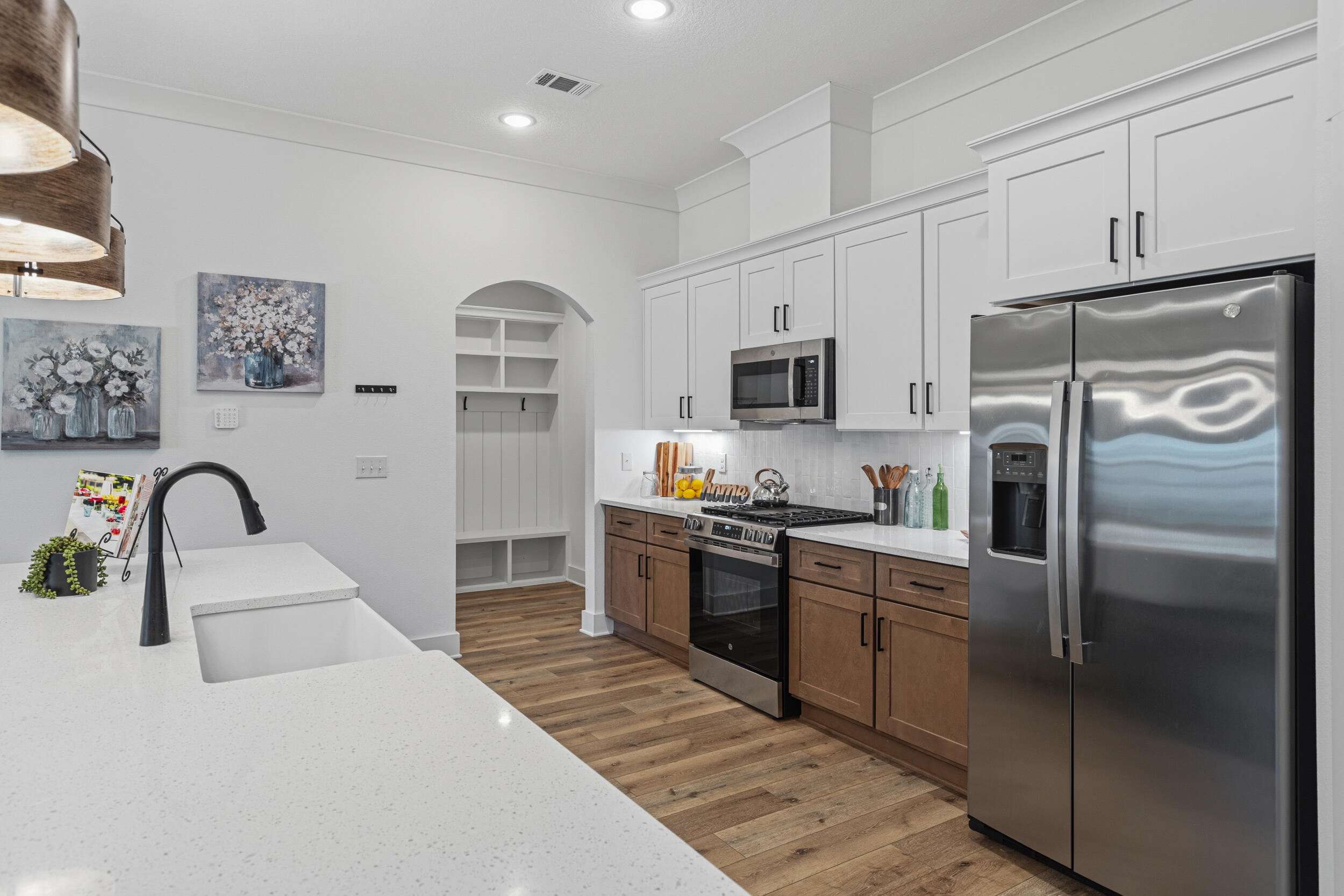 1ST ADD BEL-AIR S/D LOT 4 BLK B - Residential