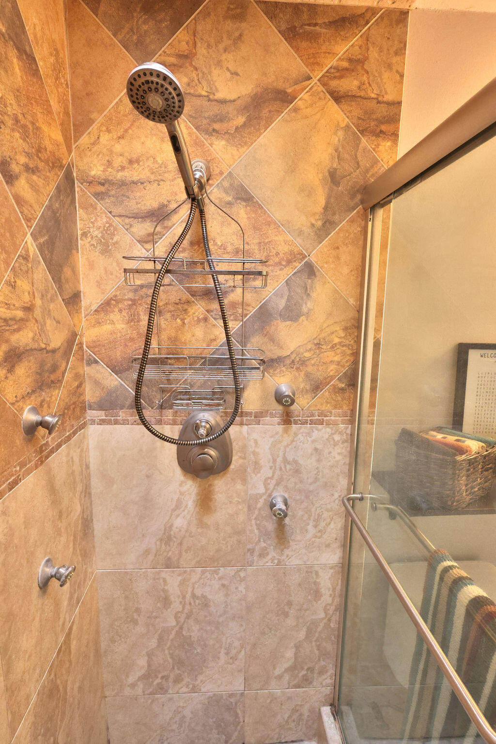 PINE MEADOWS 2ND ADDN - Residential