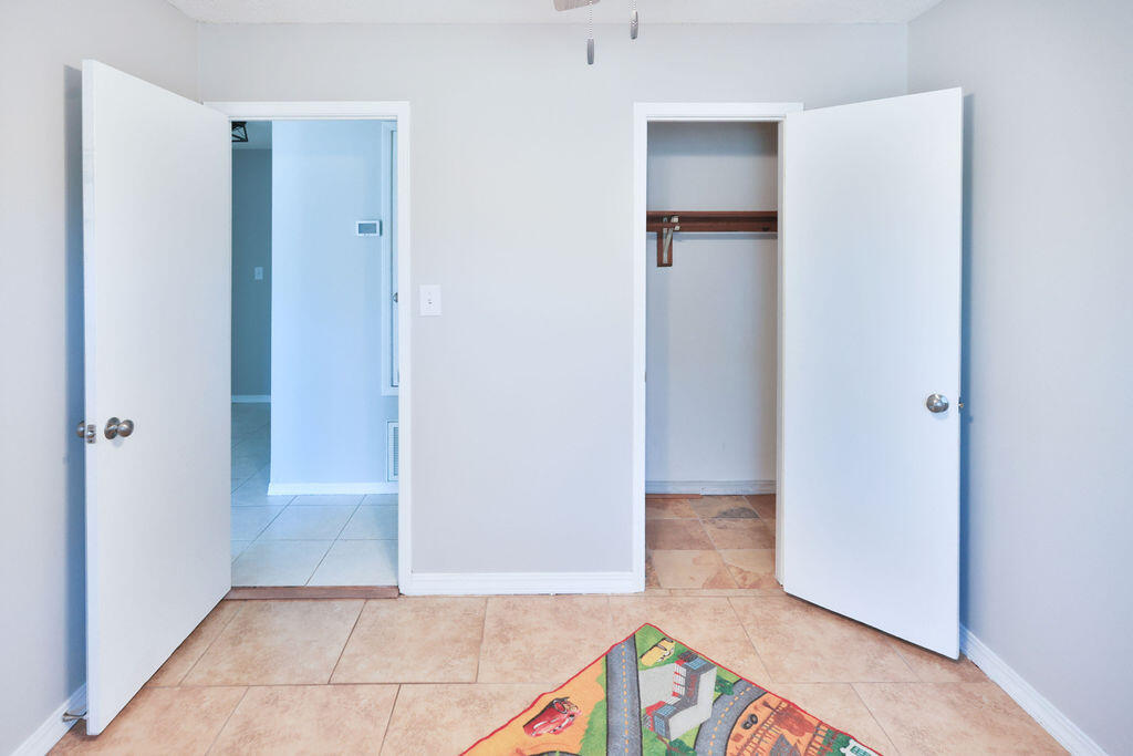 PINE MEADOWS 2ND ADDN - Residential