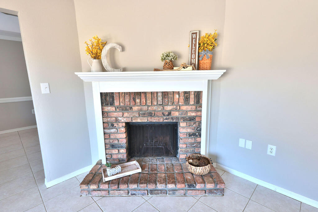 PINE MEADOWS 2ND ADDN - Residential