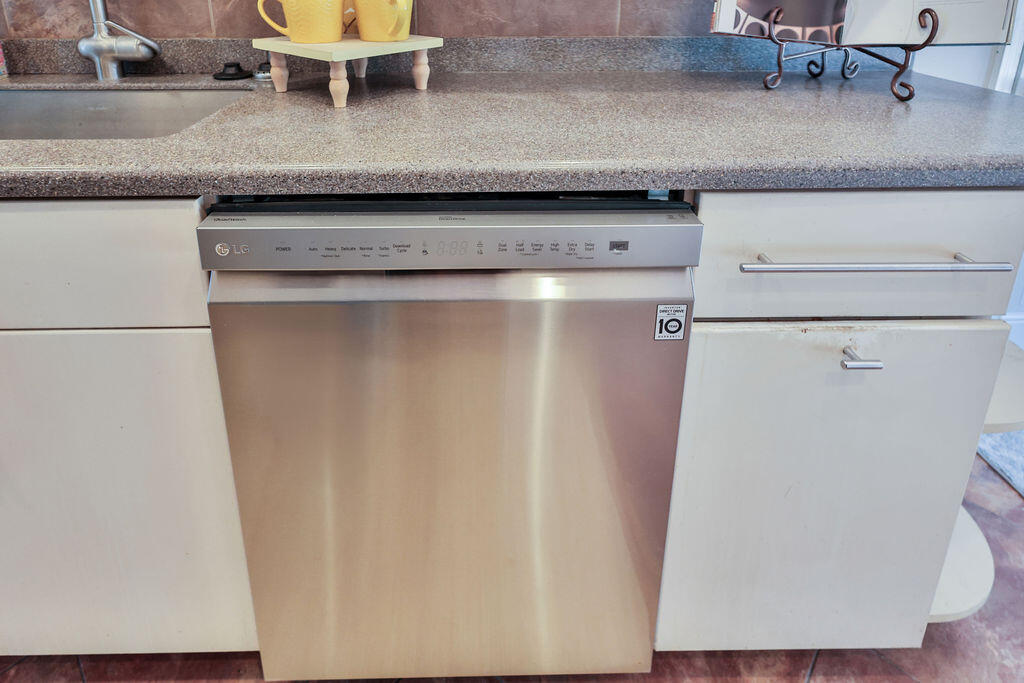 PINE MEADOWS 2ND ADDN - Residential