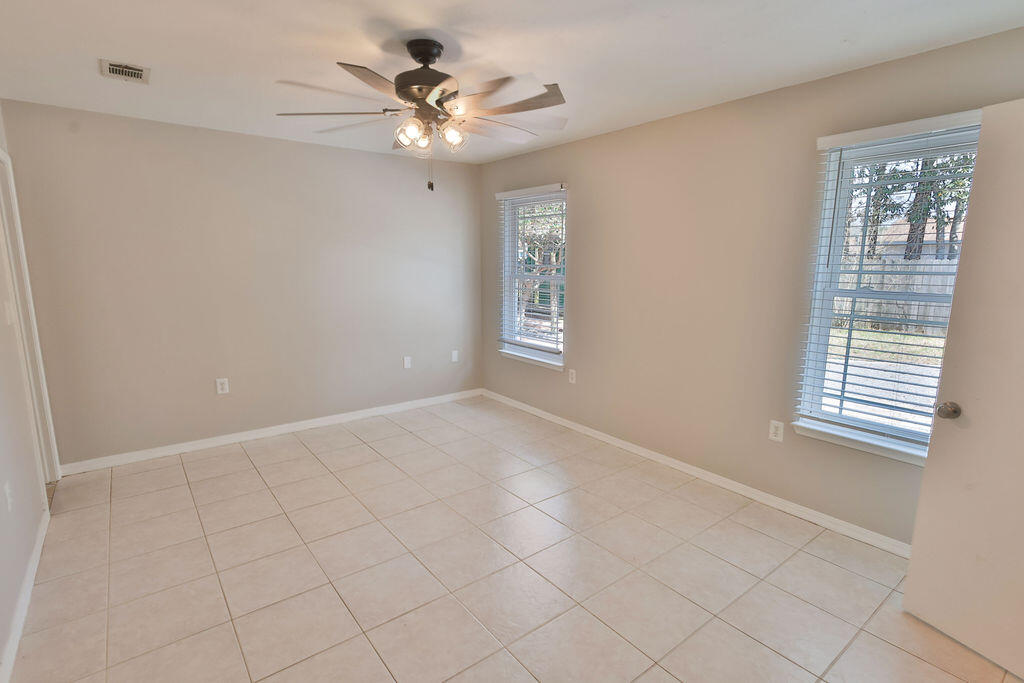 PINE MEADOWS 2ND ADDN - Residential