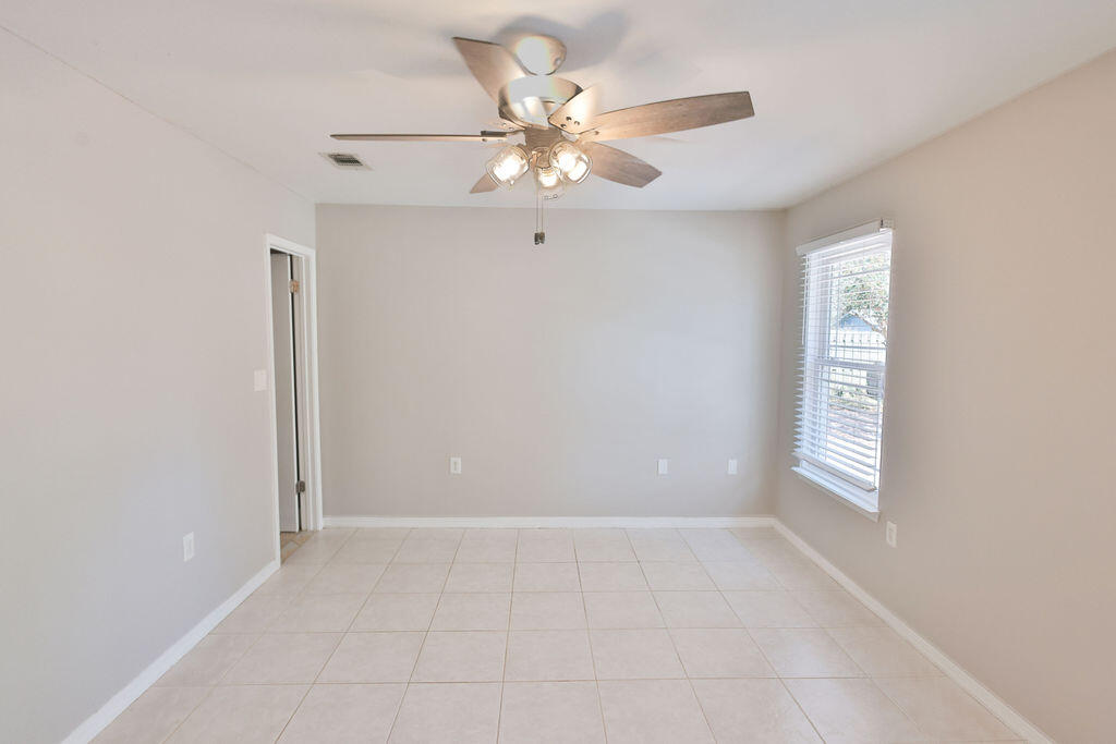 PINE MEADOWS 2ND ADDN - Residential