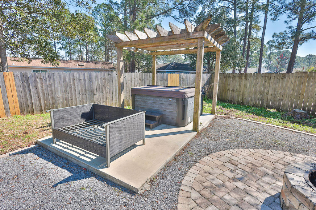 PINE MEADOWS 2ND ADDN - Residential