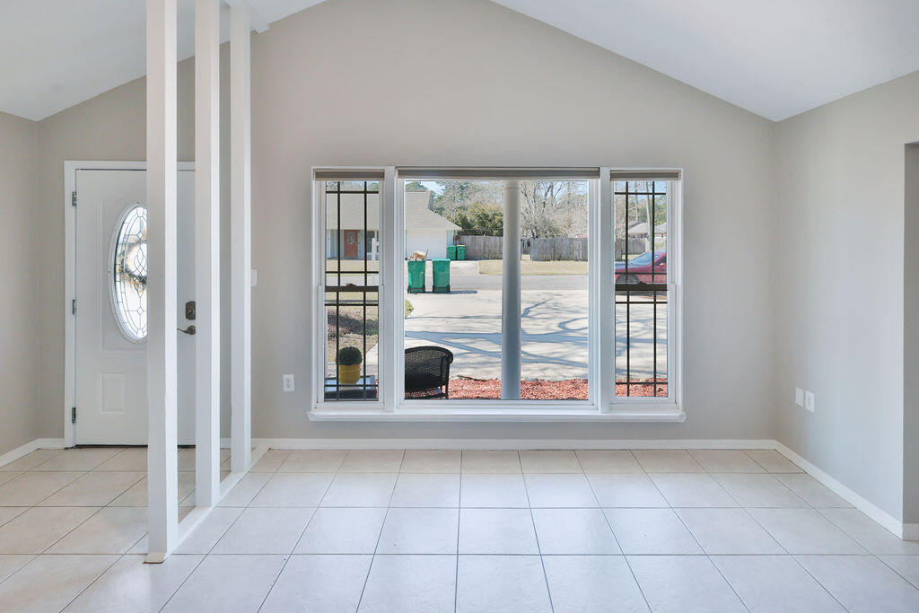 PINE MEADOWS 2ND ADDN - Residential