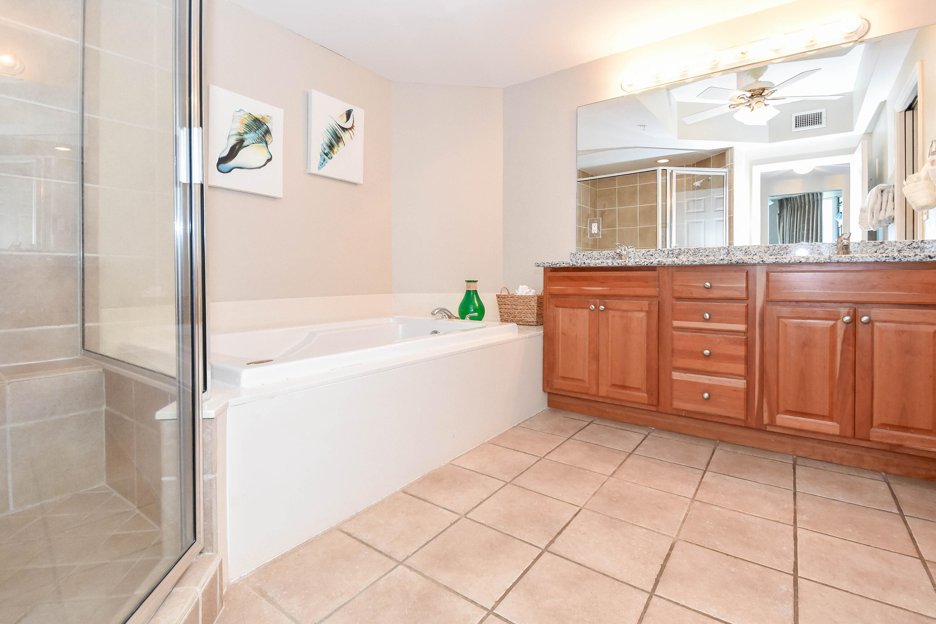 SILVER BEACH TOWERS WEST - Residential