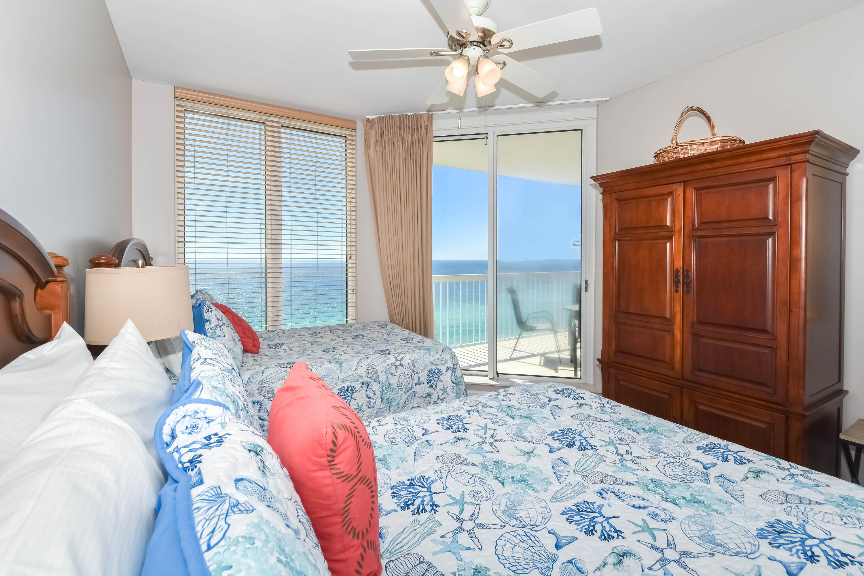 SILVER BEACH TOWERS WEST - Residential