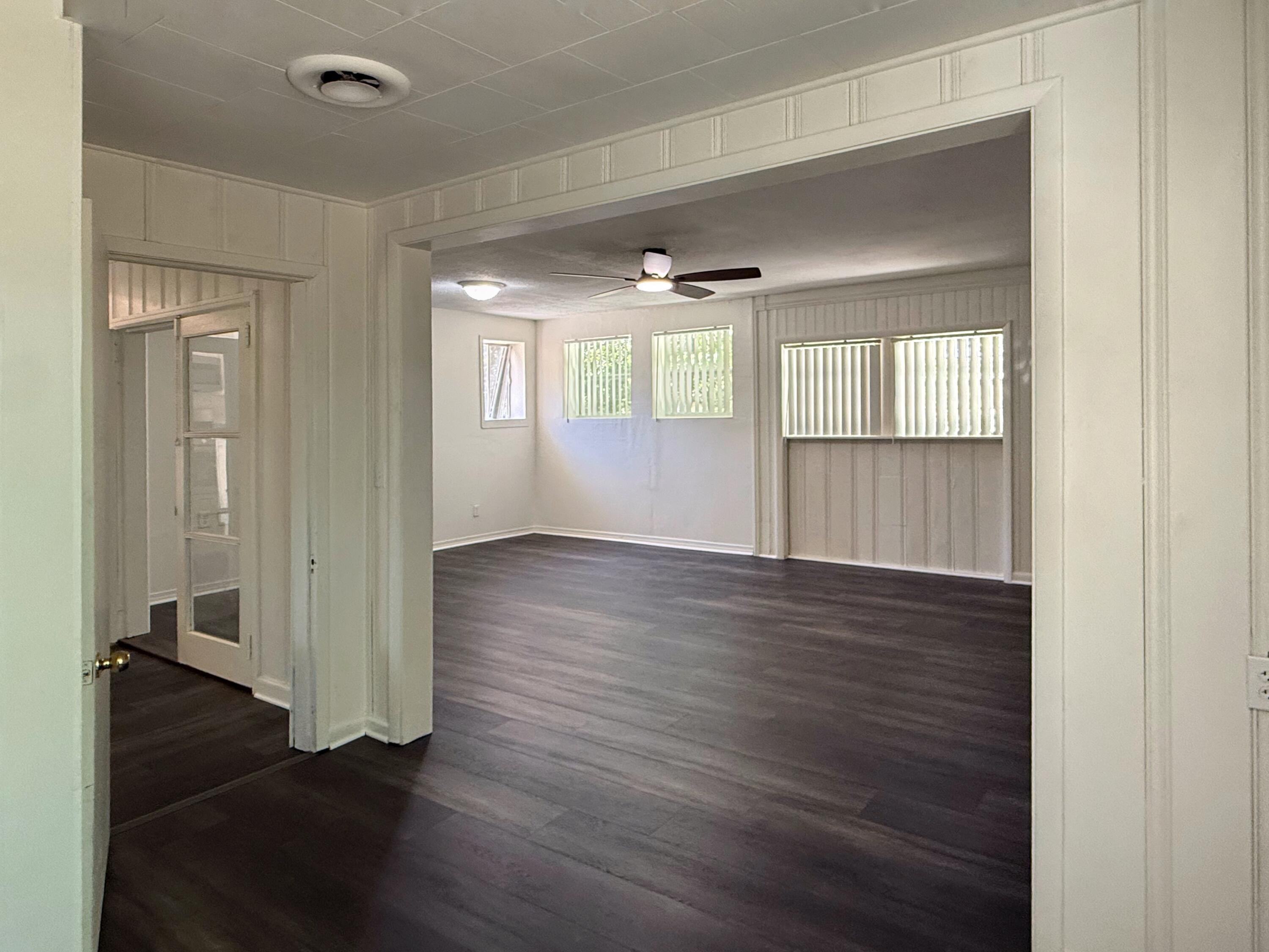 GARNIERS BEACH - Residential Lease