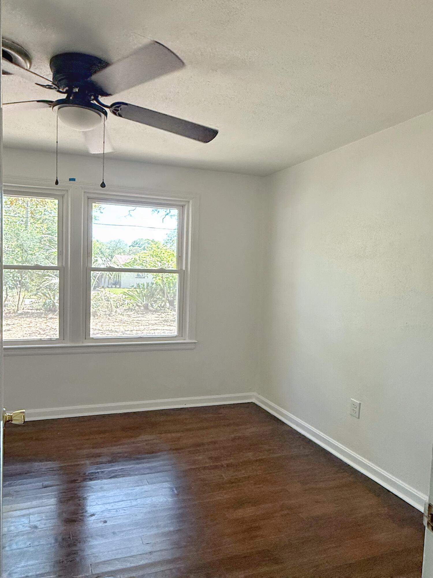 GARNIERS BEACH - Residential Lease