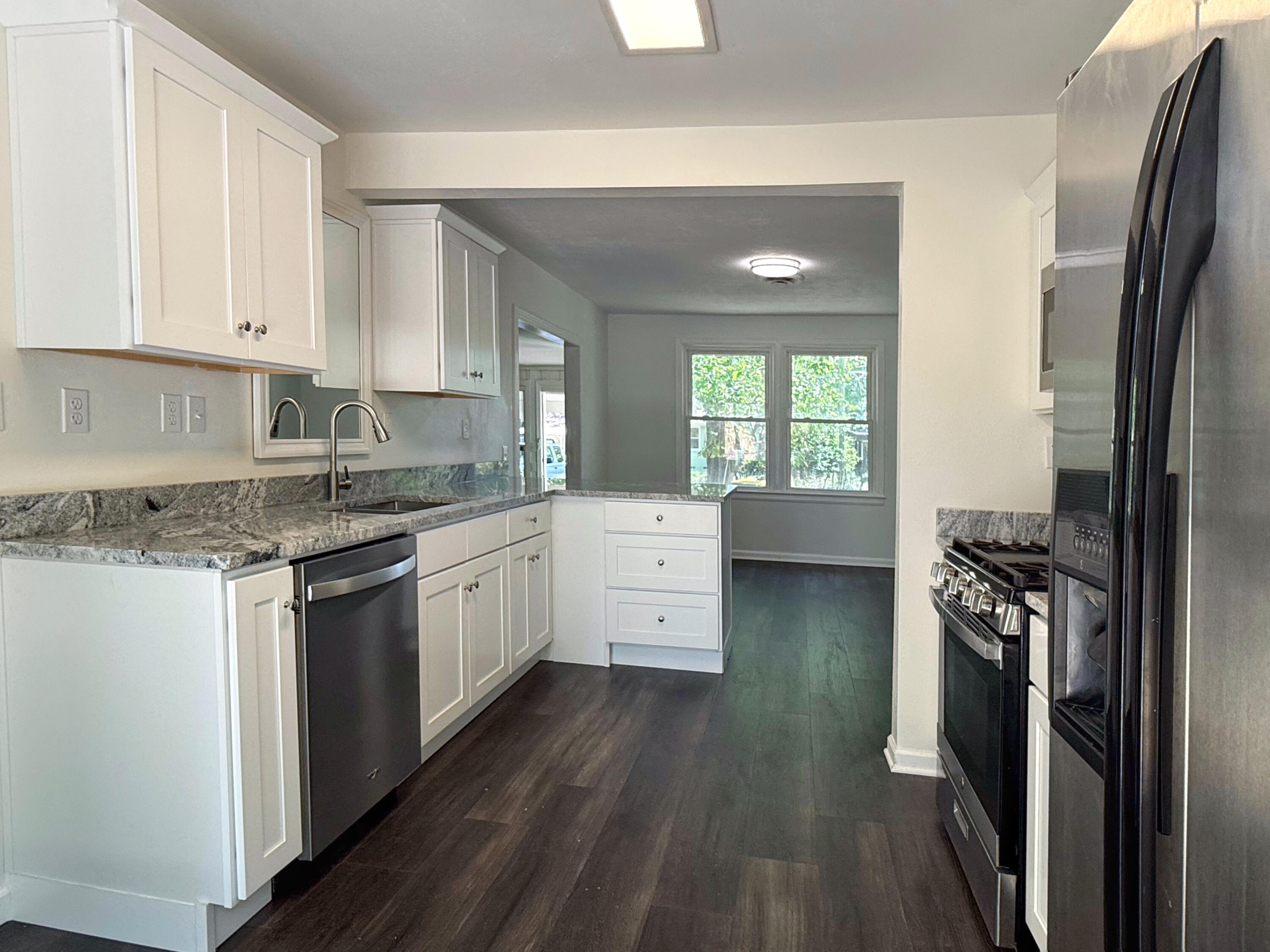 GARNIERS BEACH - Residential Lease