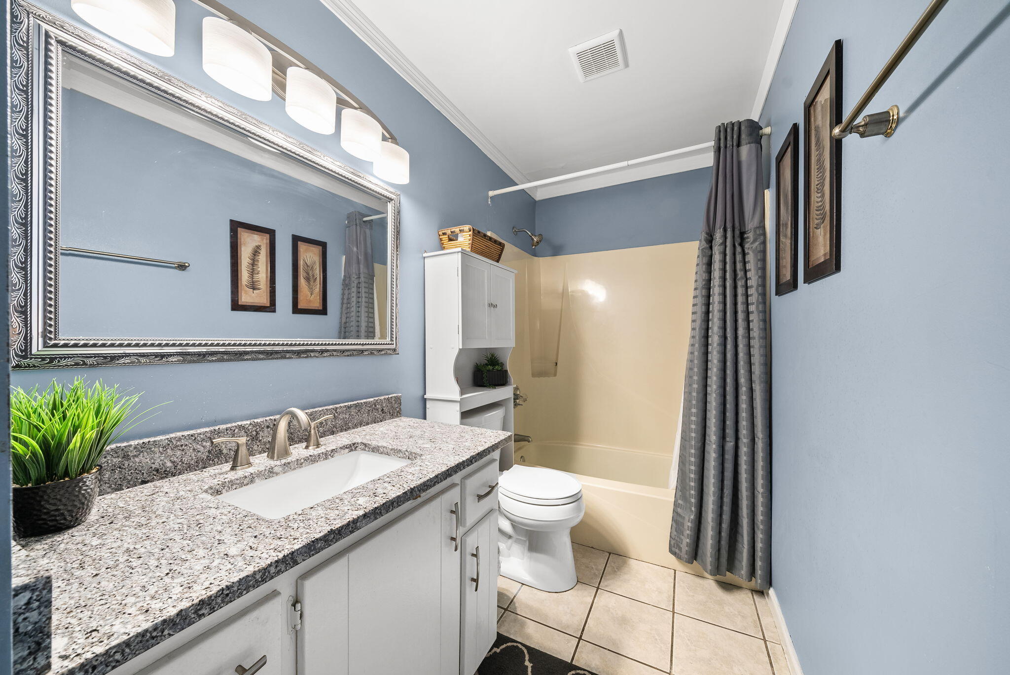 El Centro Villas - Residential