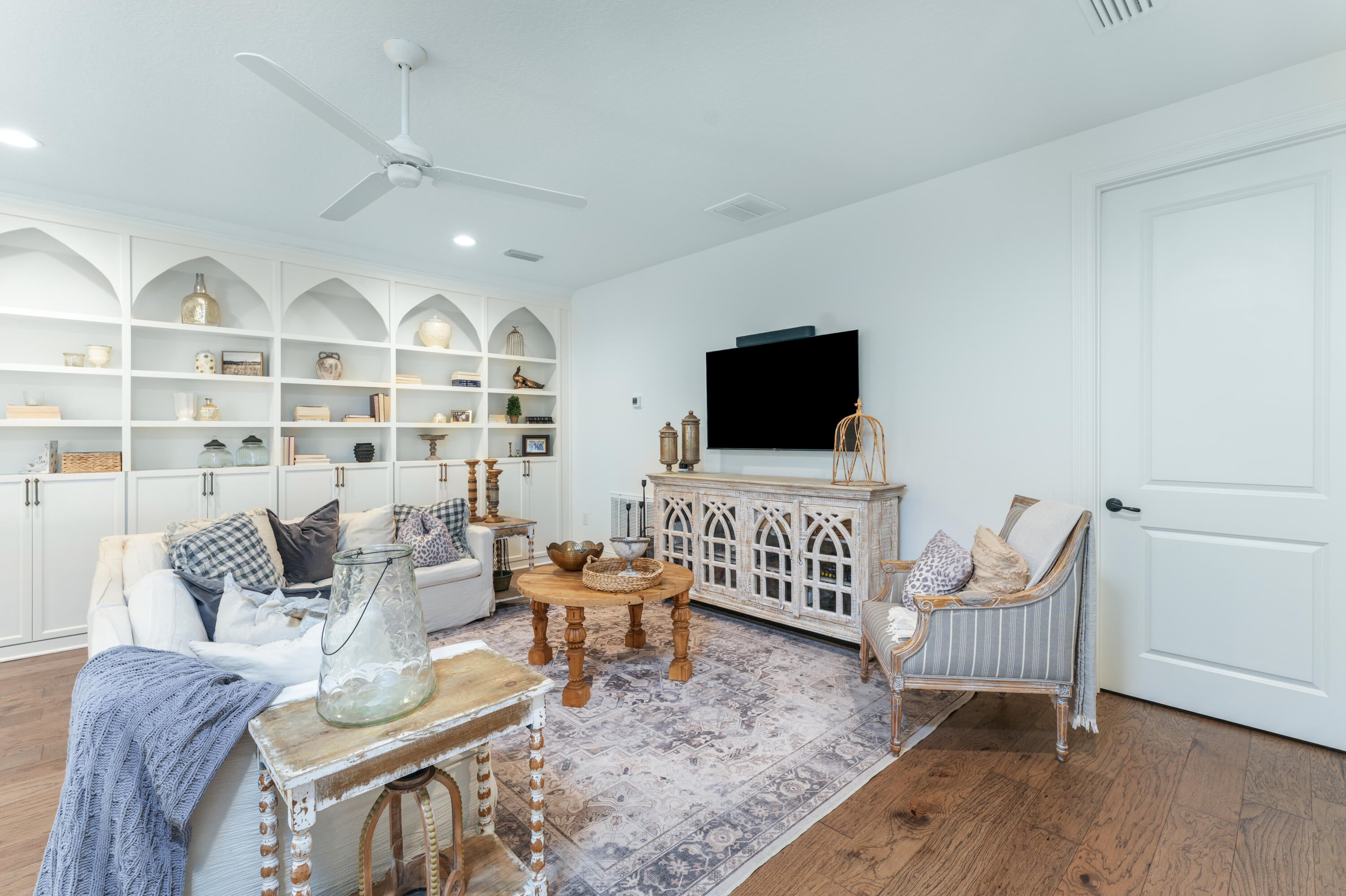 33 Caymus Cove