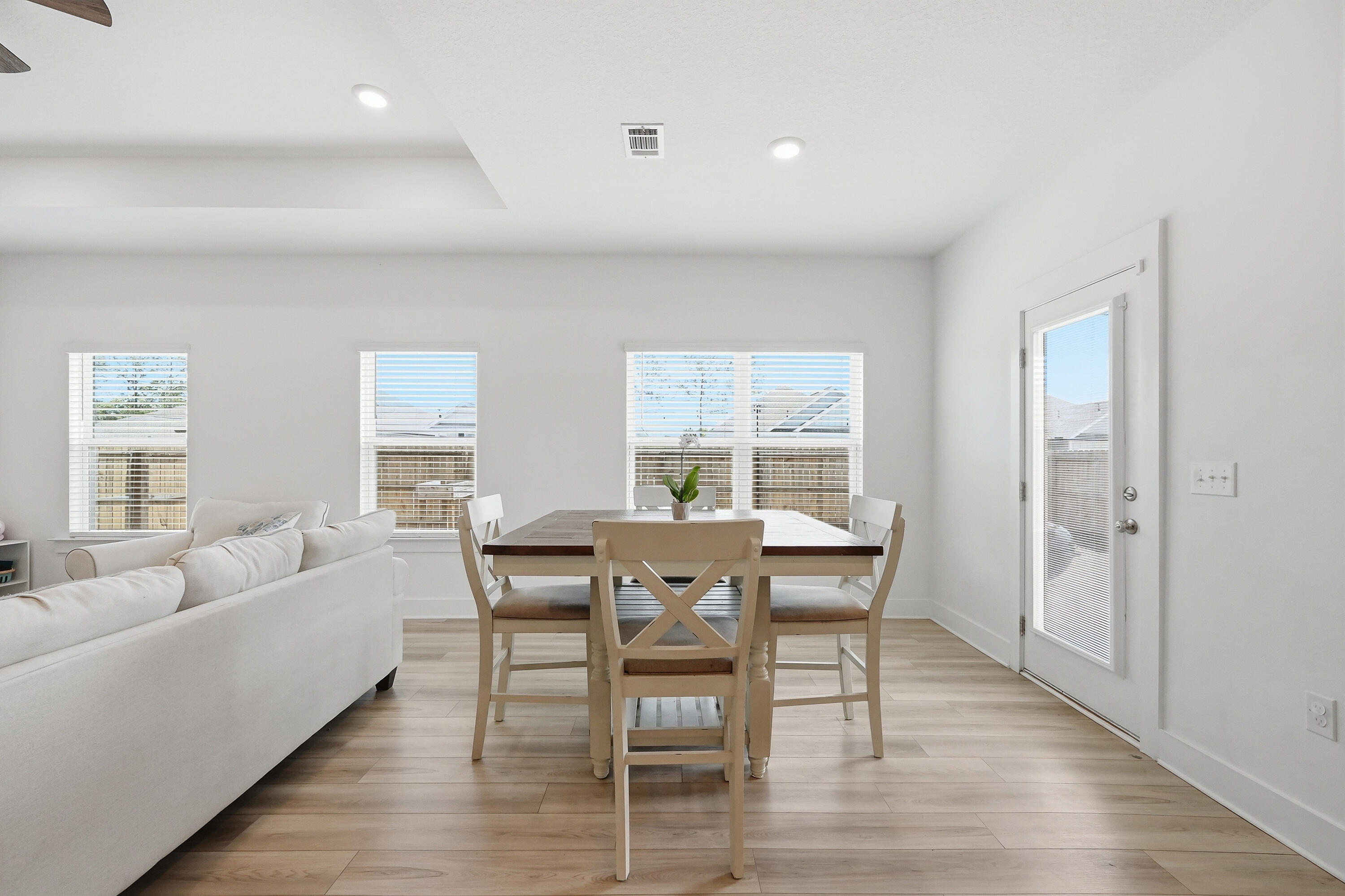 MAGNOLIA CREEK PHASE 1 - Residential