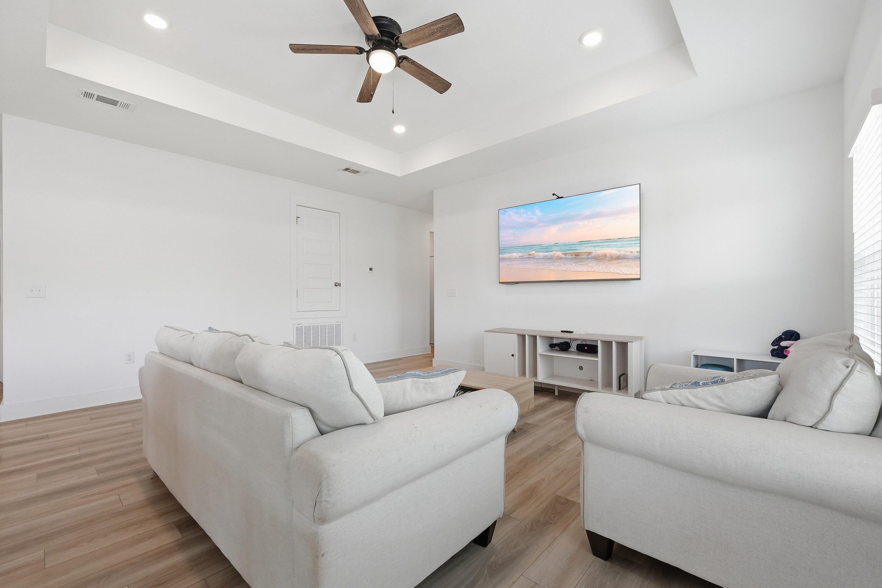 MAGNOLIA CREEK PHASE 1 - Residential