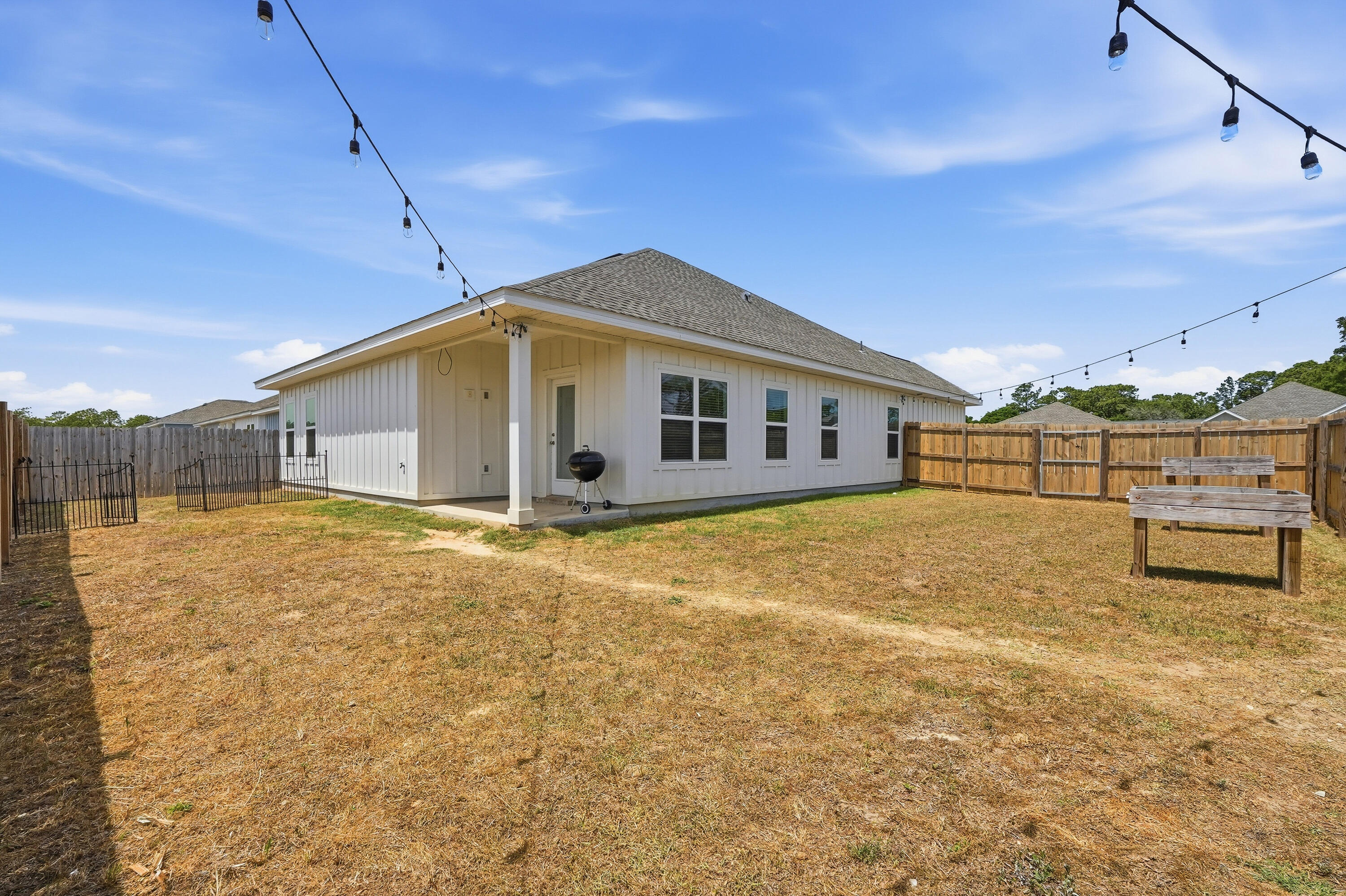 MAGNOLIA CREEK PHASE 1 - Residential