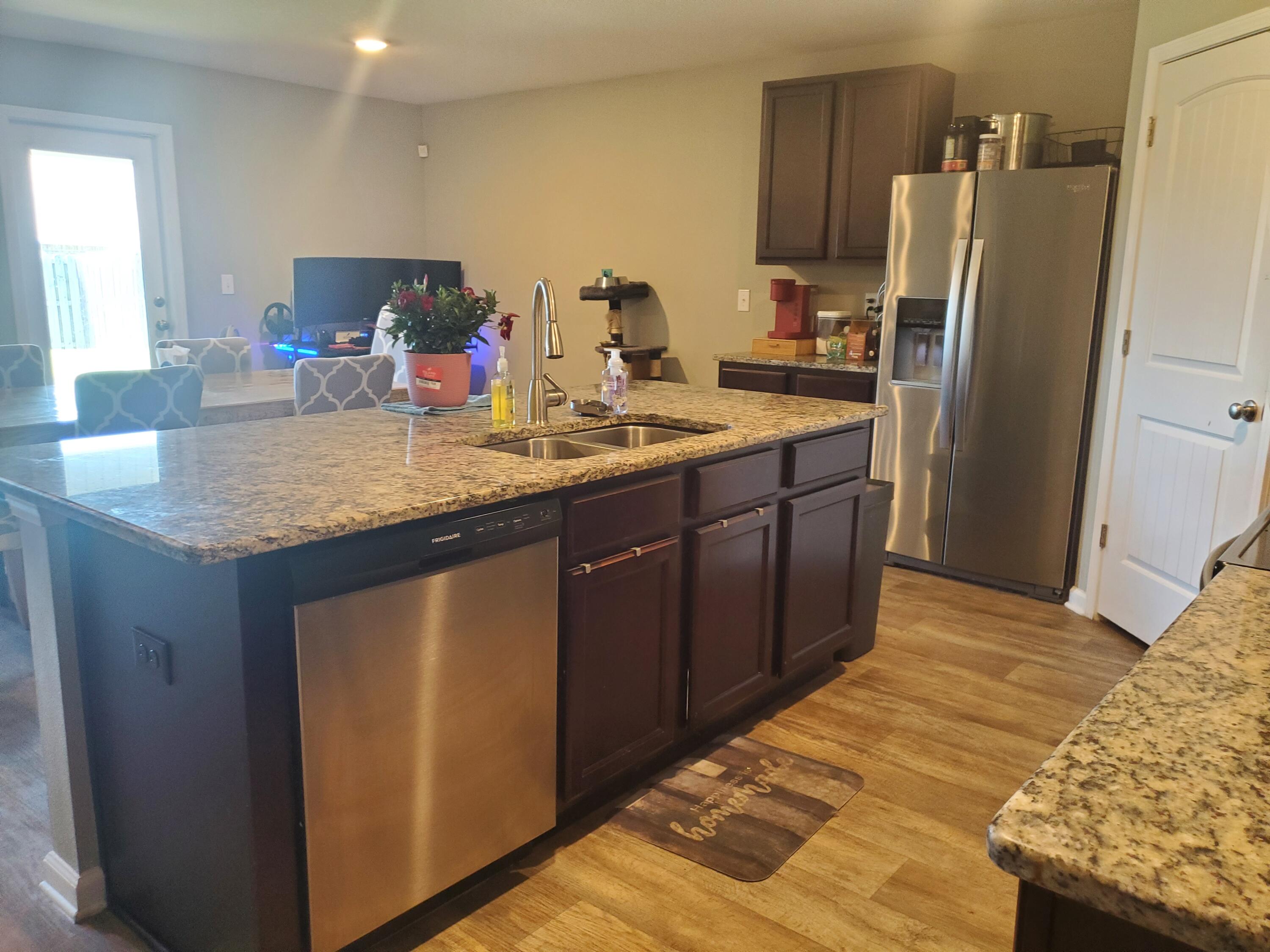 Redstone Commons - Residential