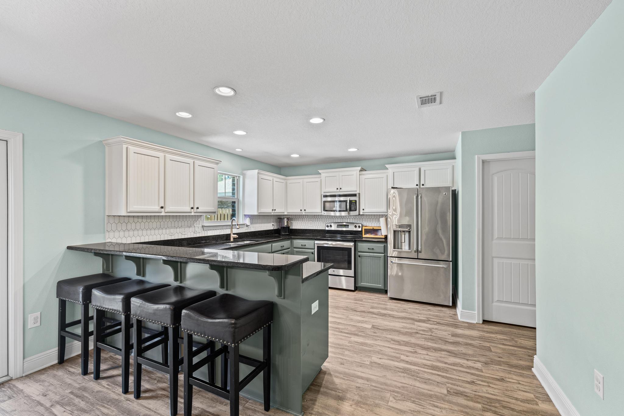 WOODLAWN HEIGHTS - Residential