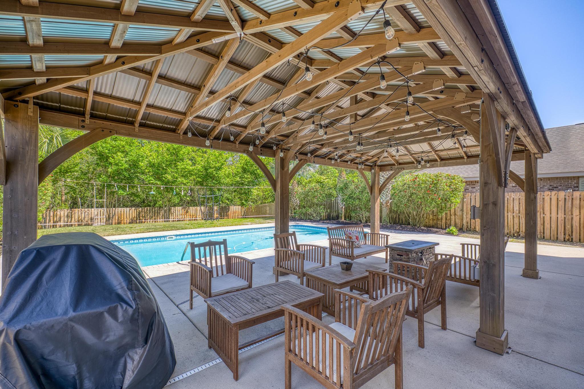 WOODLAWN HEIGHTS - Residential