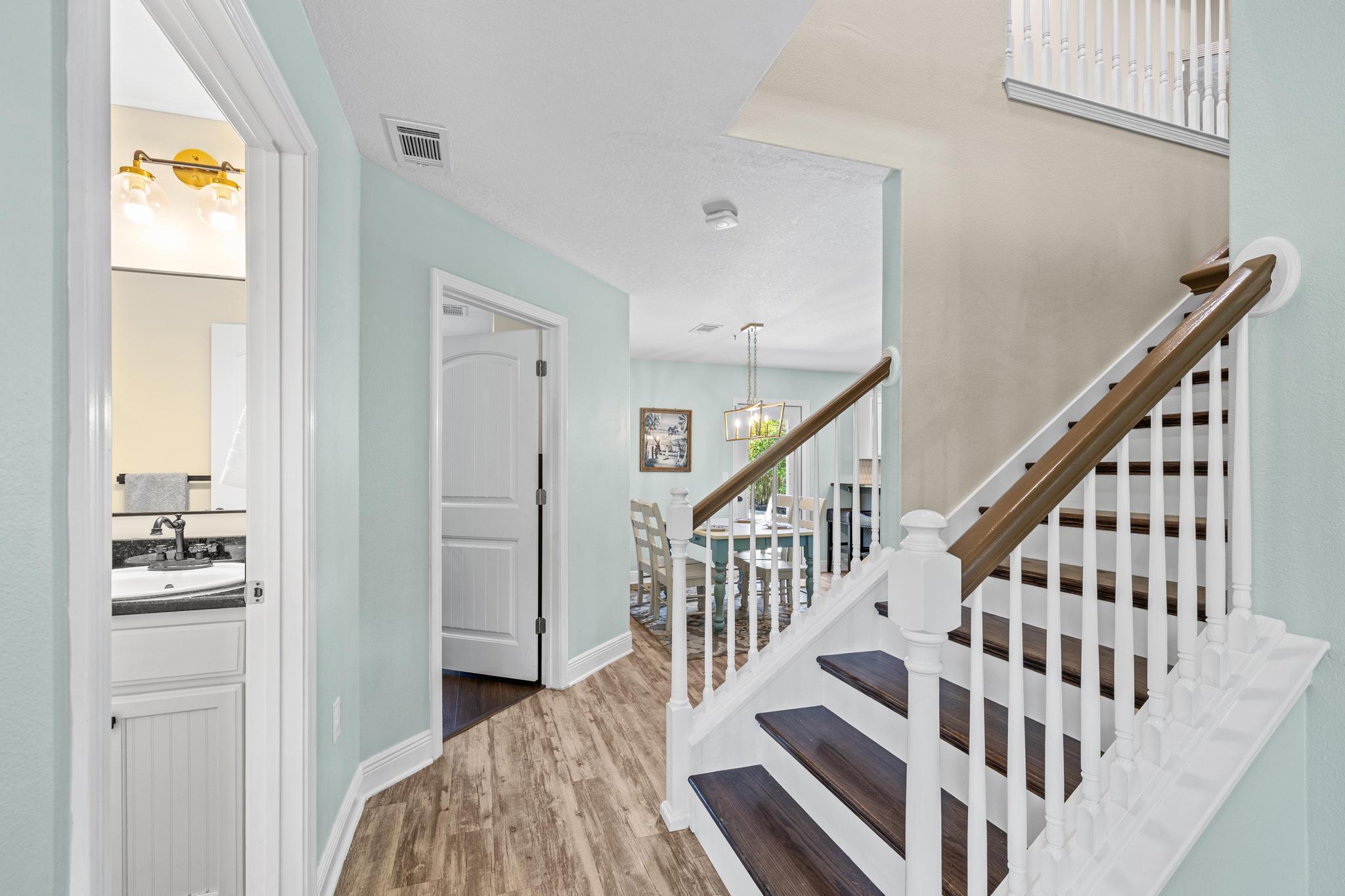 WOODLAWN HEIGHTS - Residential