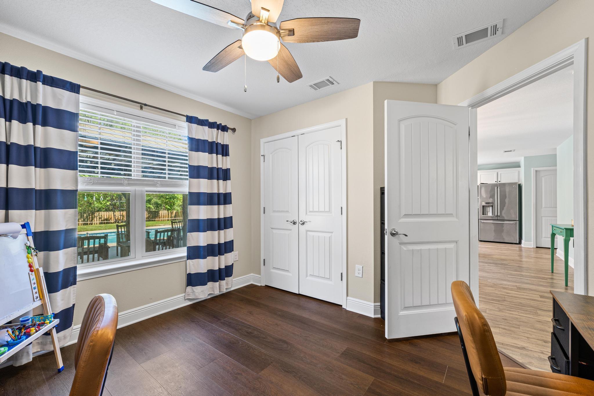 WOODLAWN HEIGHTS - Residential