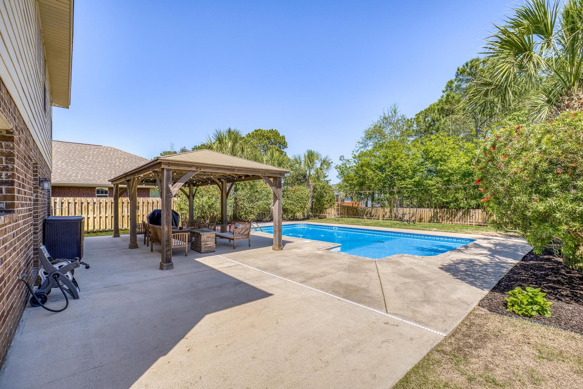 WOODLAWN HEIGHTS - Residential