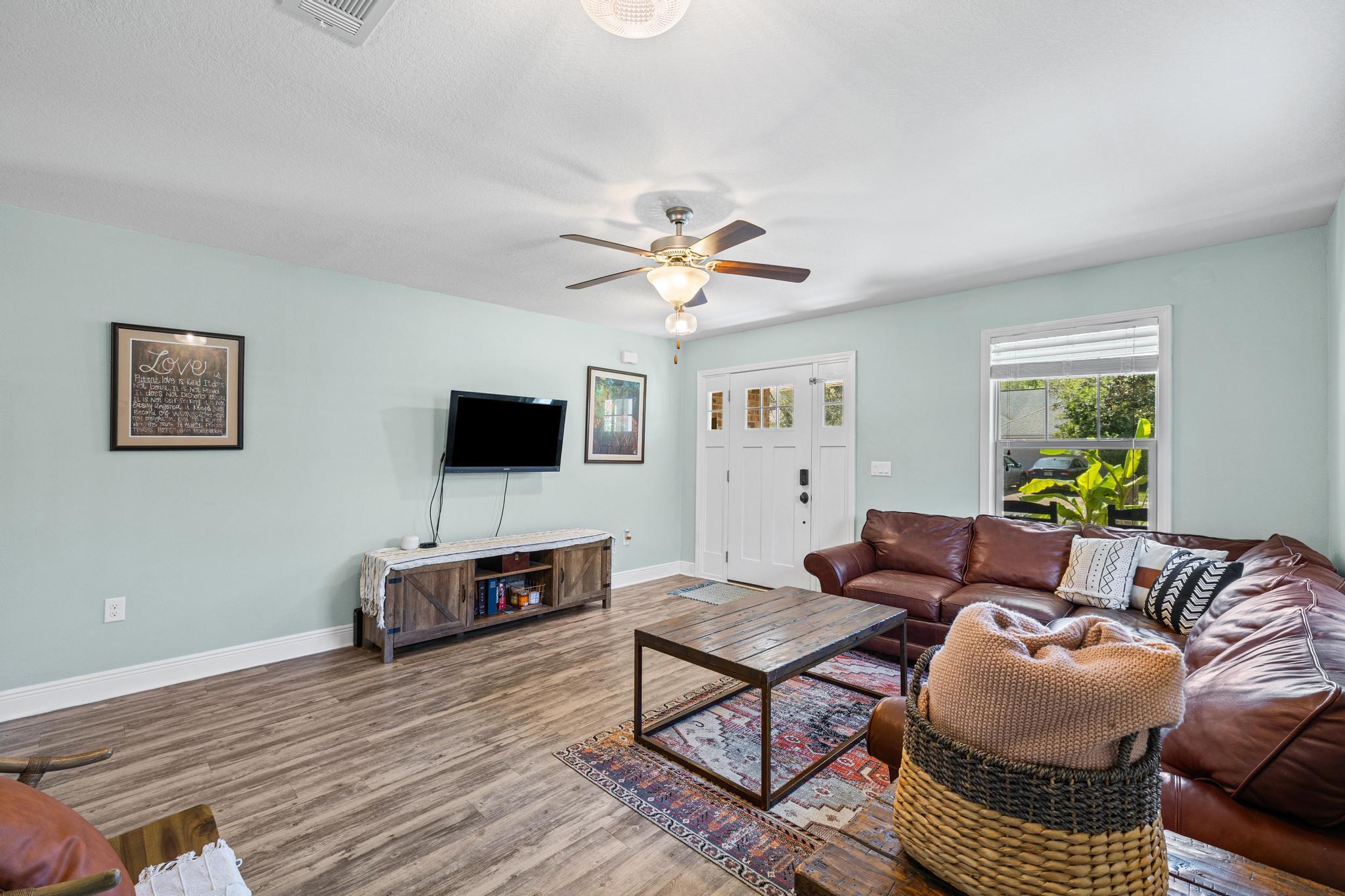 WOODLAWN HEIGHTS - Residential