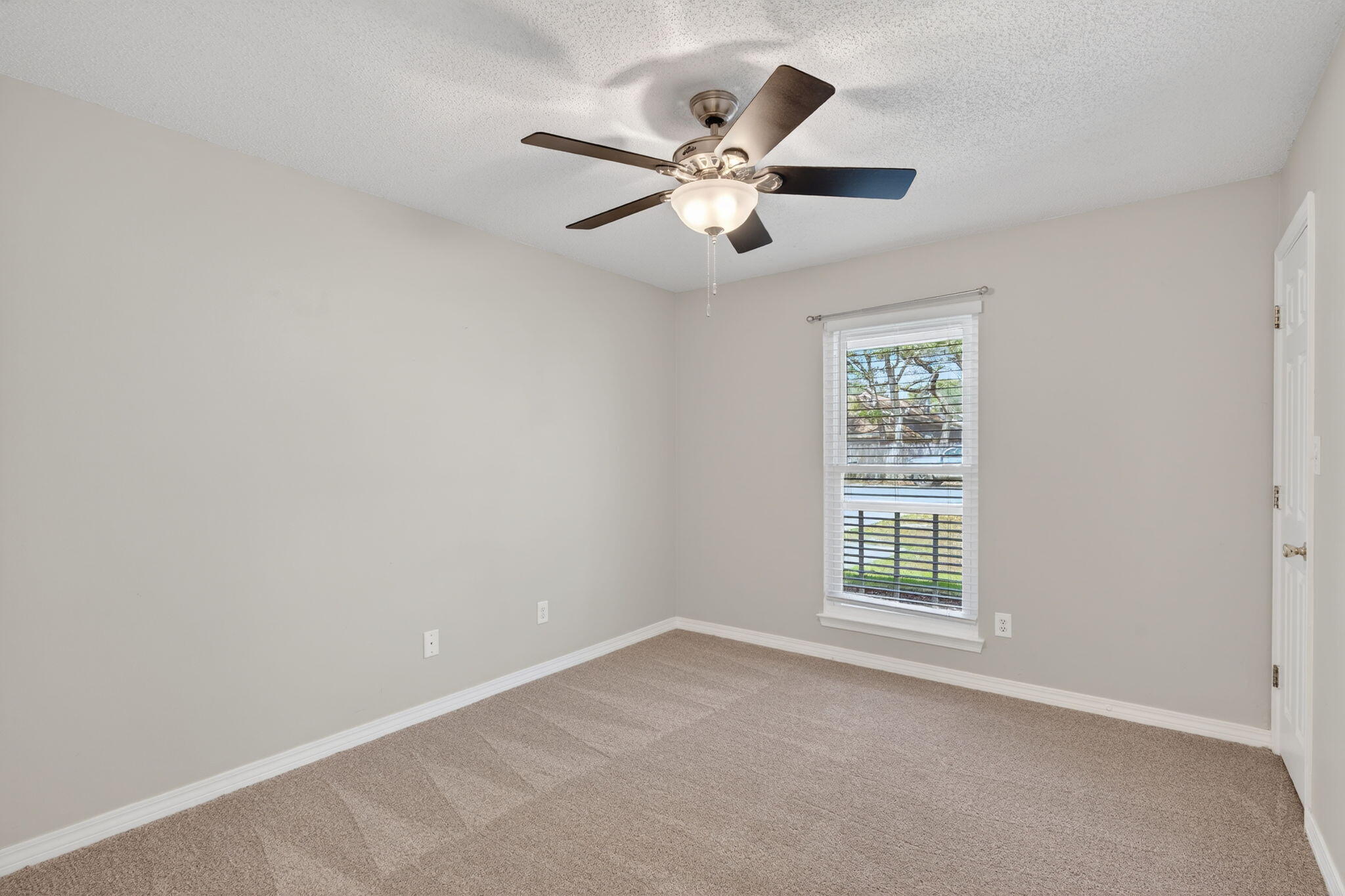 VALPARAISO PINECREST 5 - Residential