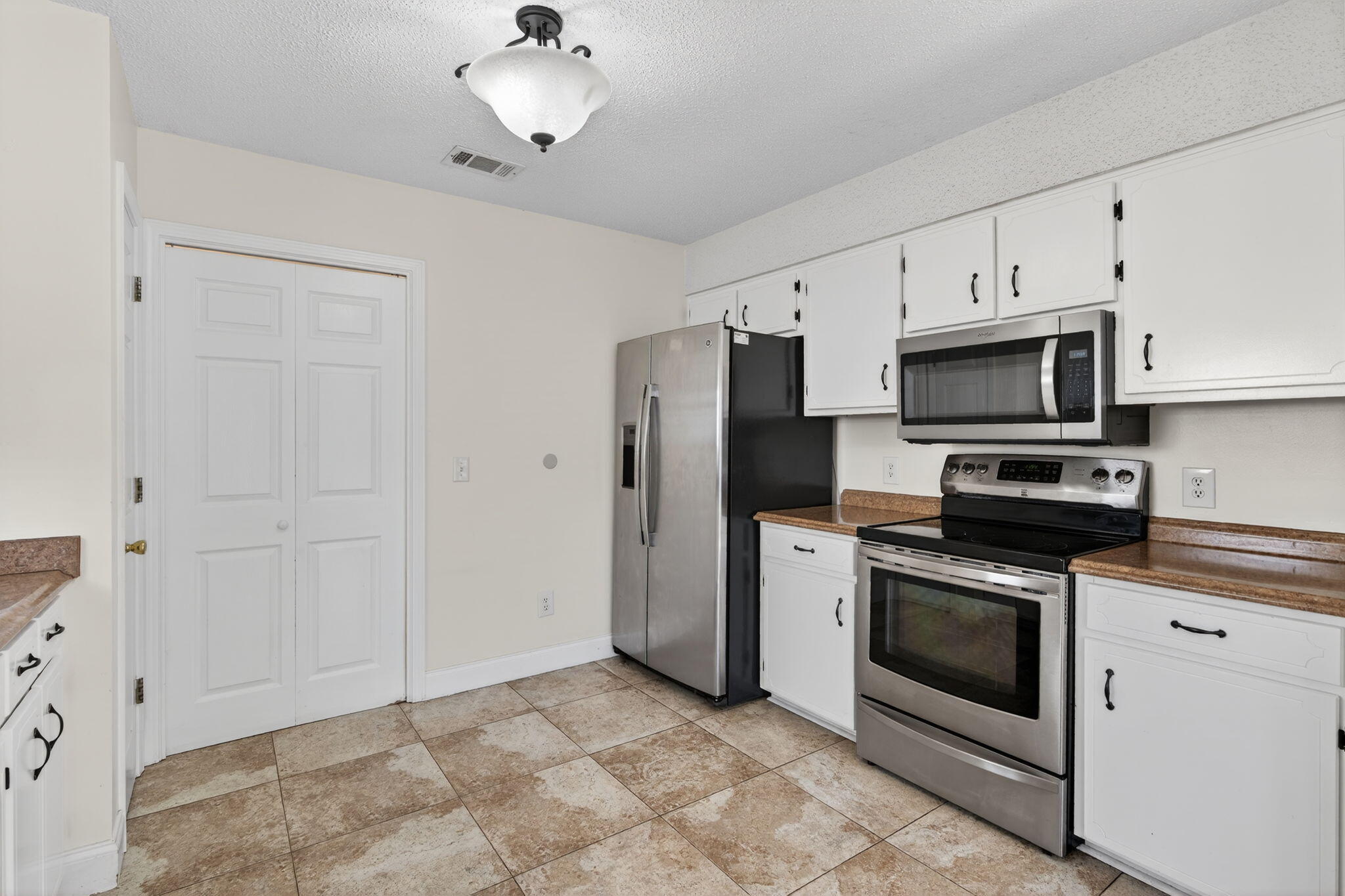 VALPARAISO PINECREST 5 - Residential