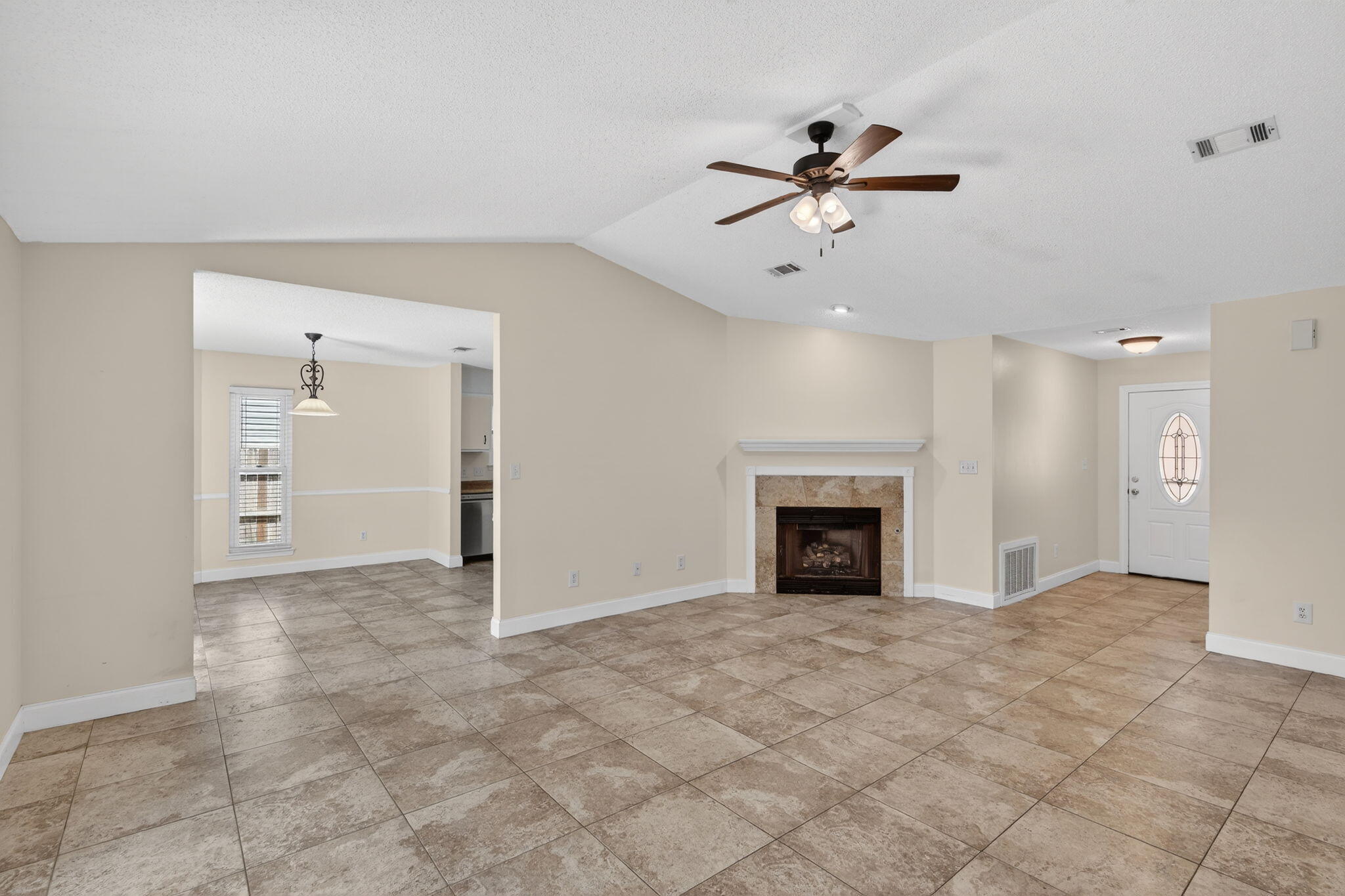 VALPARAISO PINECREST 5 - Residential