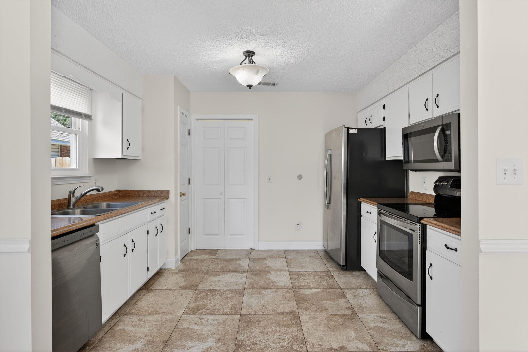 VALPARAISO PINECREST 5 - Residential