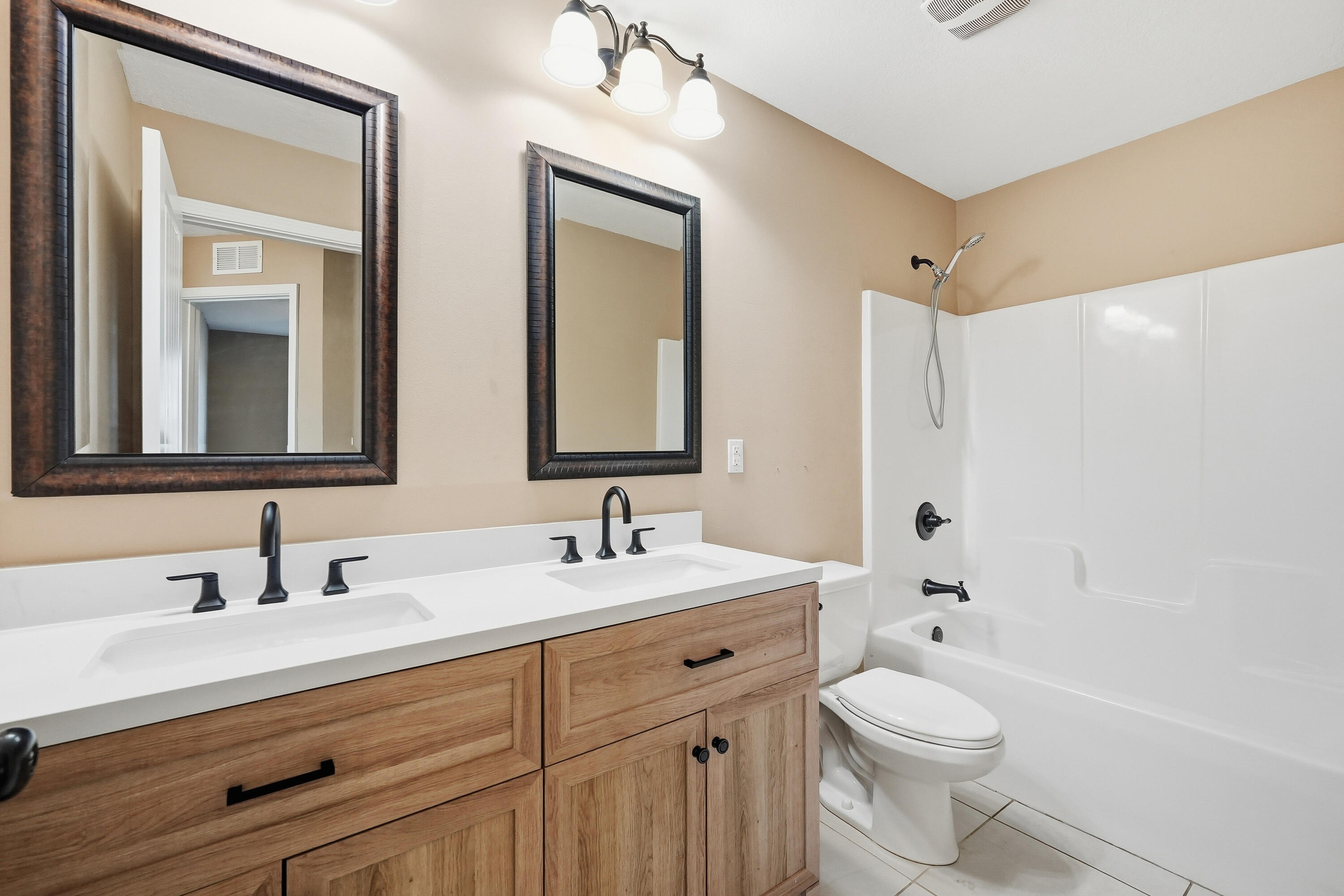 STILLWELL SOUTH - Residential