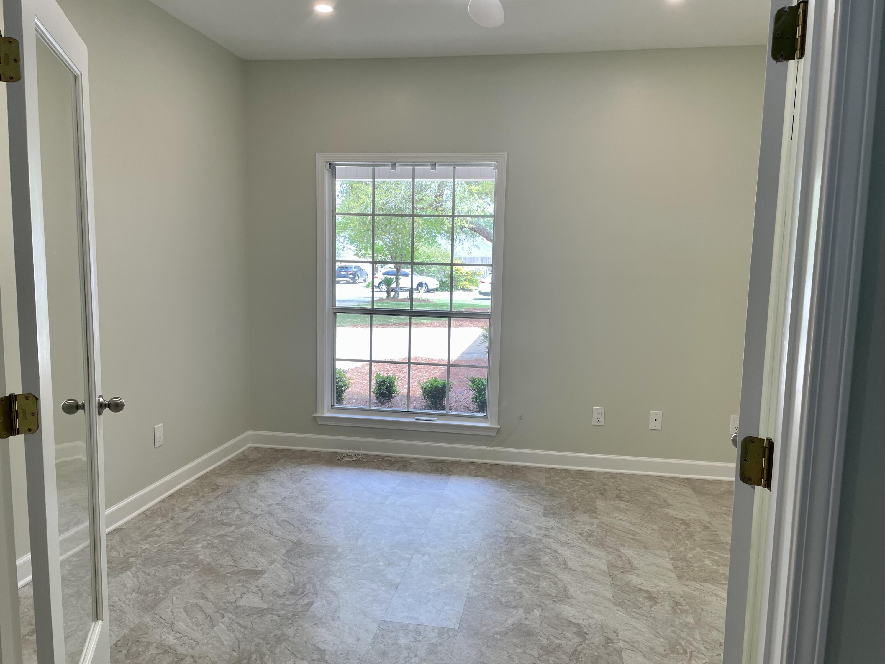 HOLIDAY SHORES EST 4TH ADDN - Residential