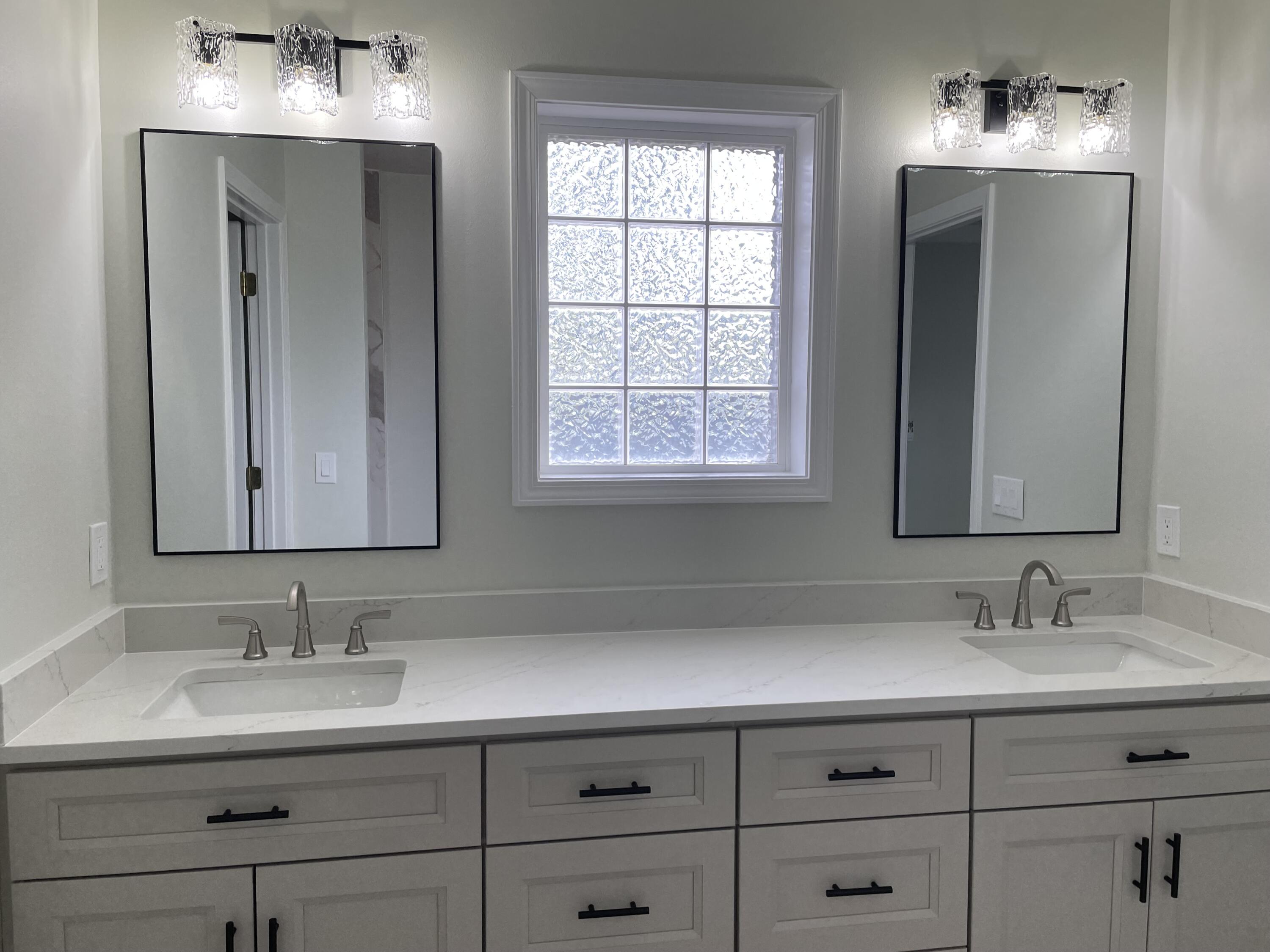 HOLIDAY SHORES EST 4TH ADDN - Residential