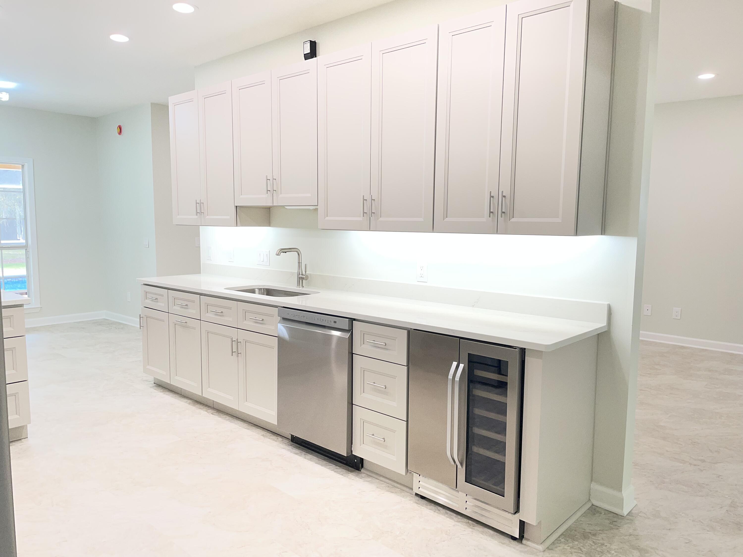 HOLIDAY SHORES EST 4TH ADDN - Residential