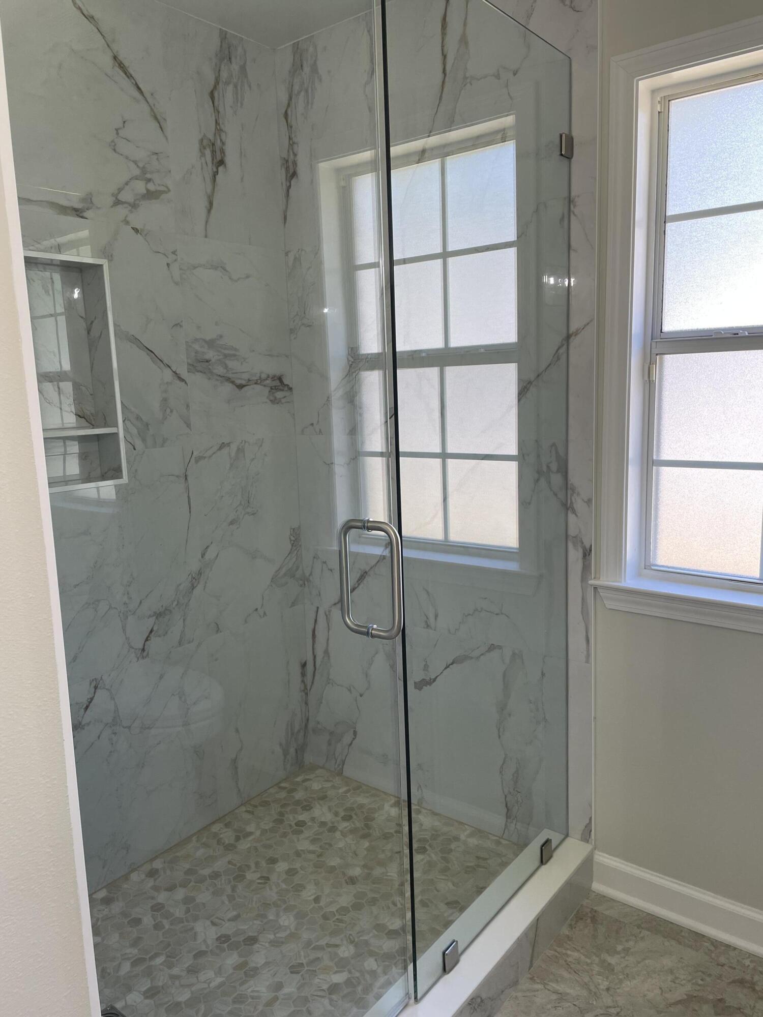 HOLIDAY SHORES EST 4TH ADDN - Residential