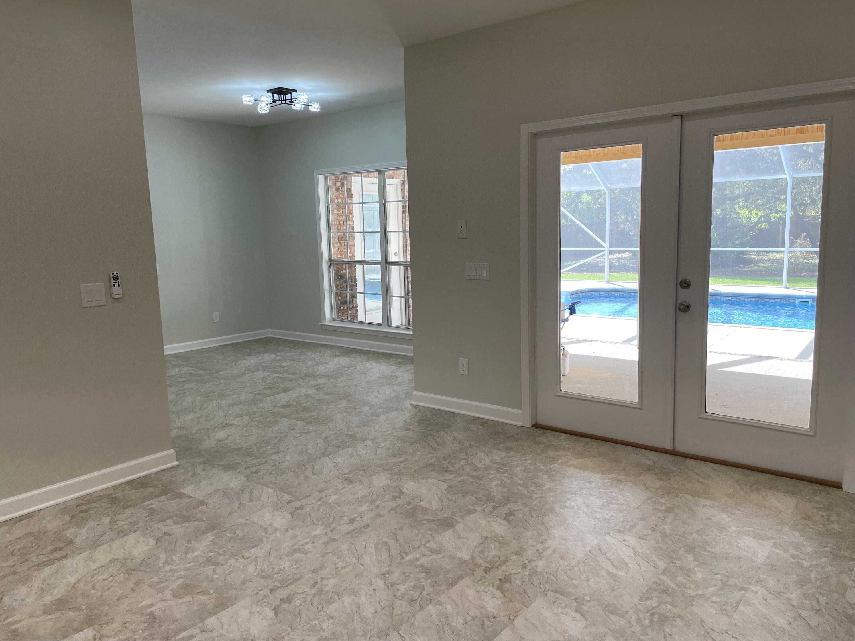 HOLIDAY SHORES EST 4TH ADDN - Residential