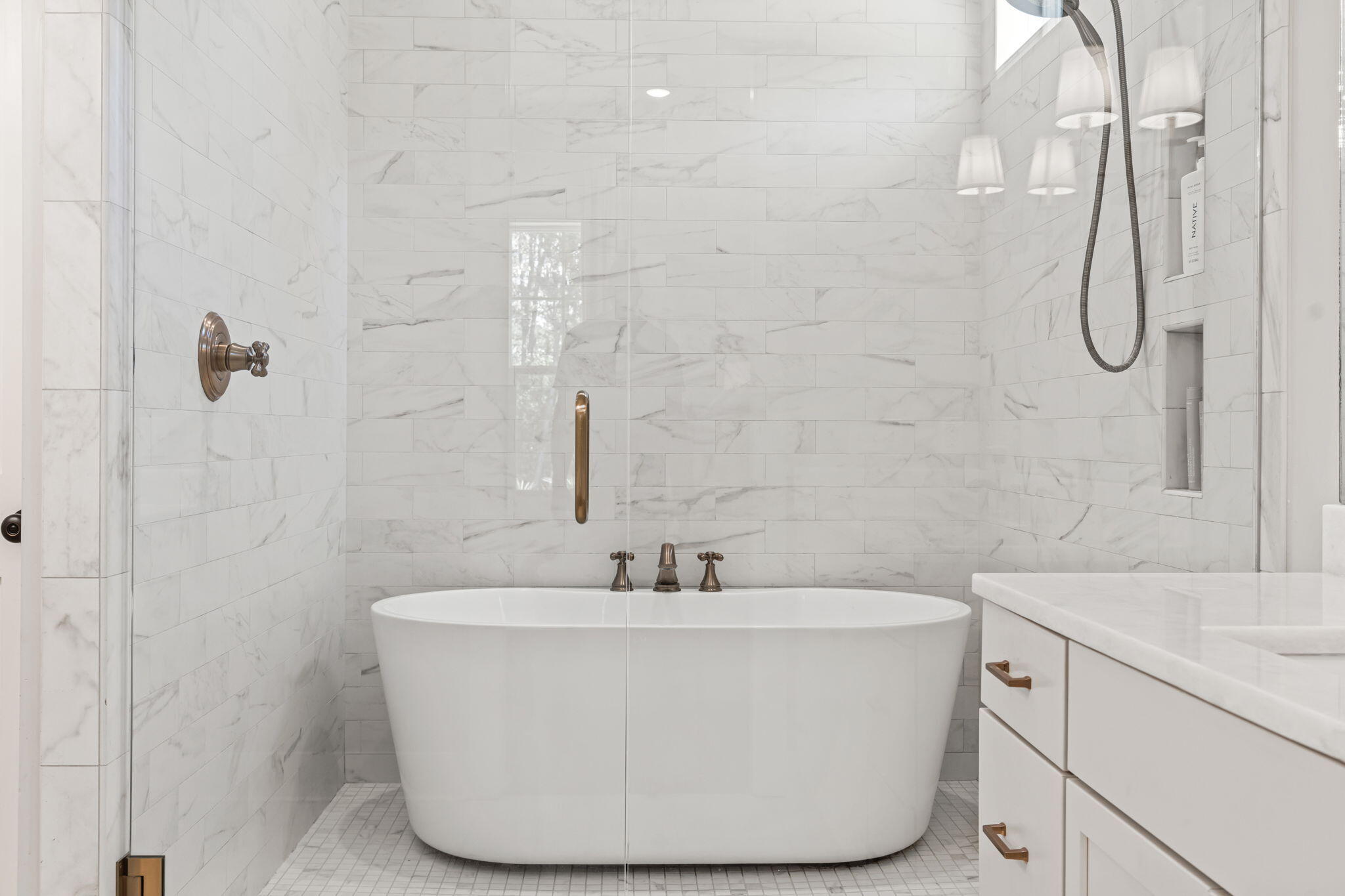 DAUGHETTES AMENDED - Residential