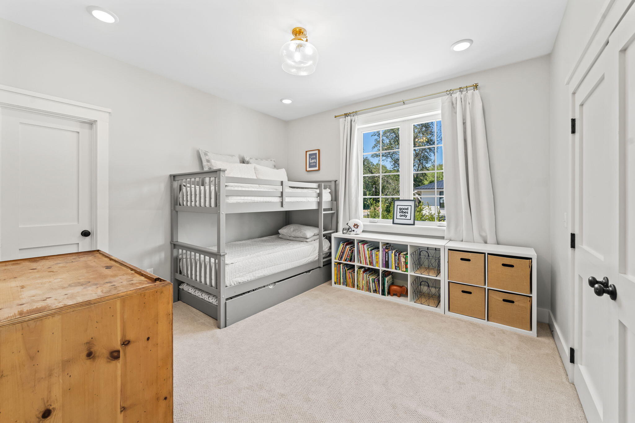 DAUGHETTES AMENDED - Residential